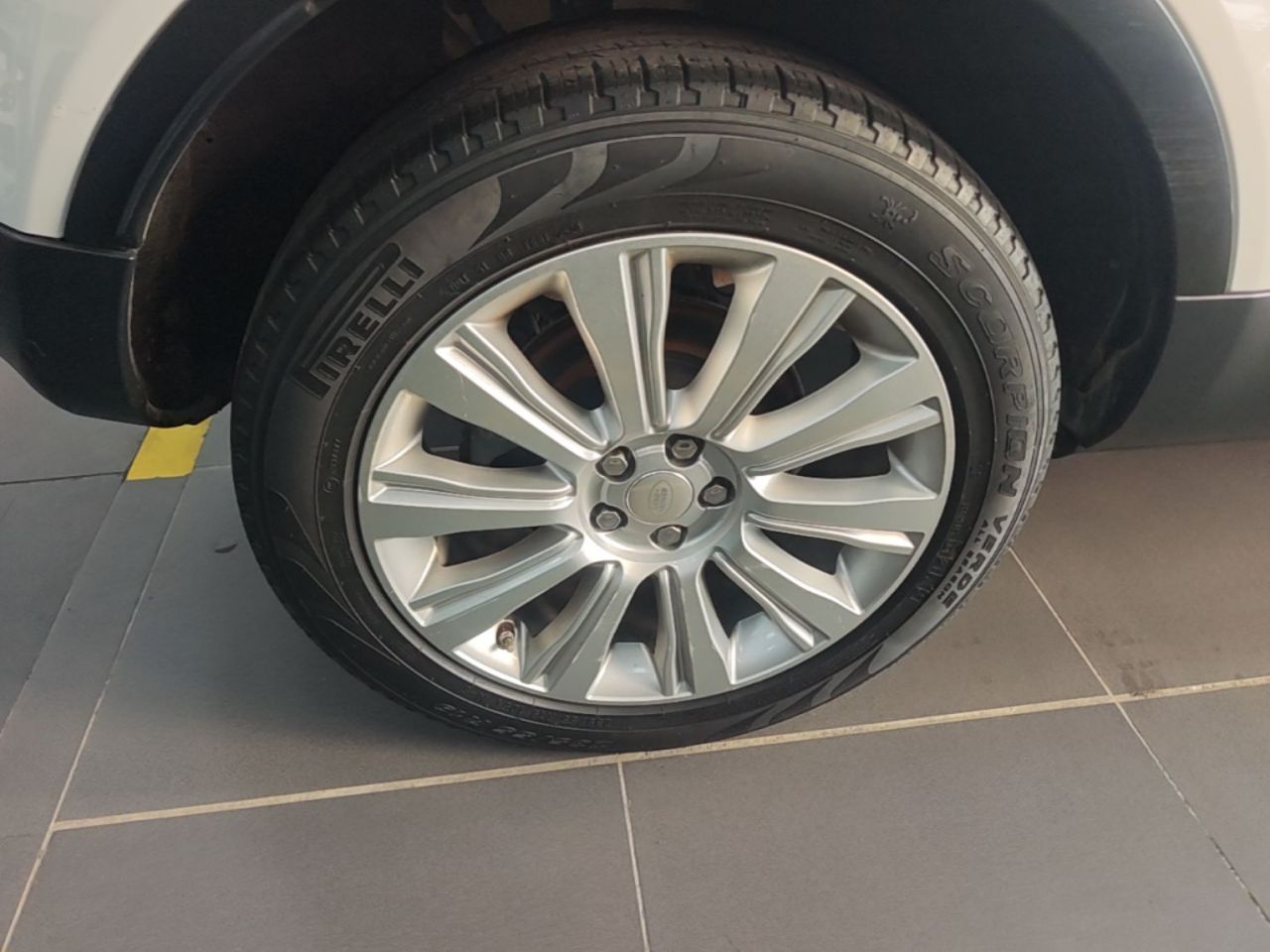 Range Rover Evoque 2015 2.0T 5-Door photo 3