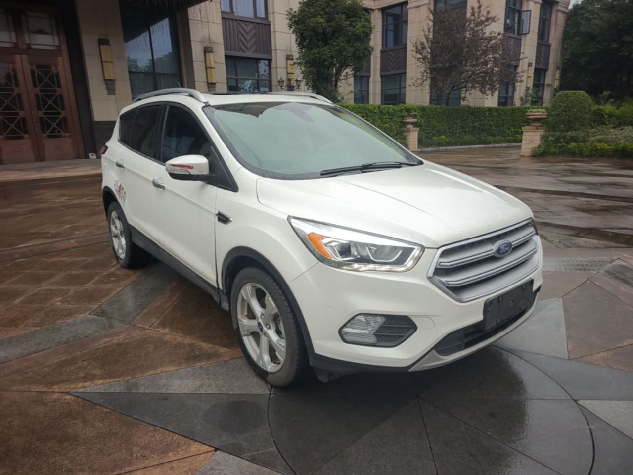 Kuga 2018 EcoBoost 180 RWD photo 3