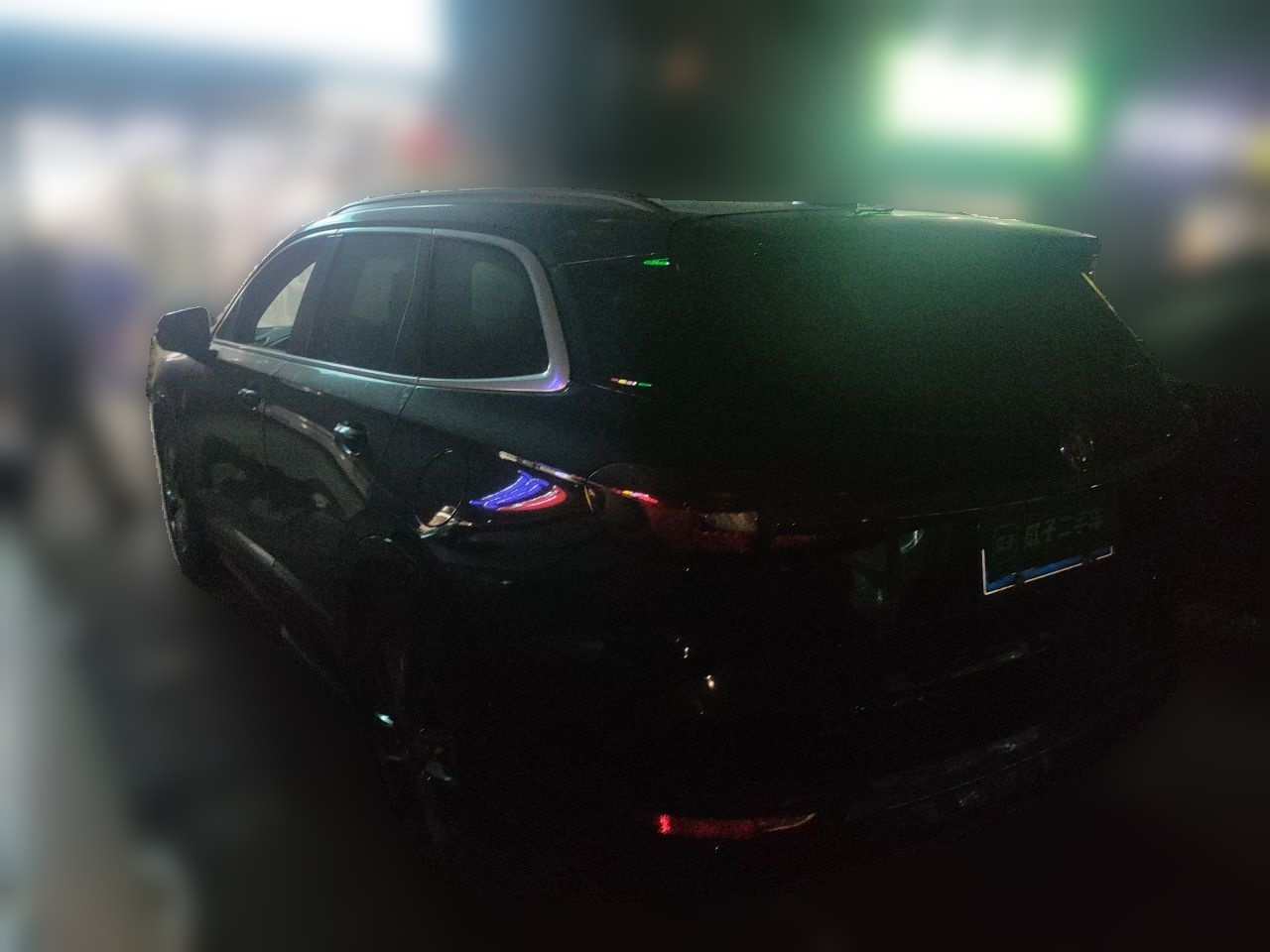 2020 28T AWD Premium photo 4