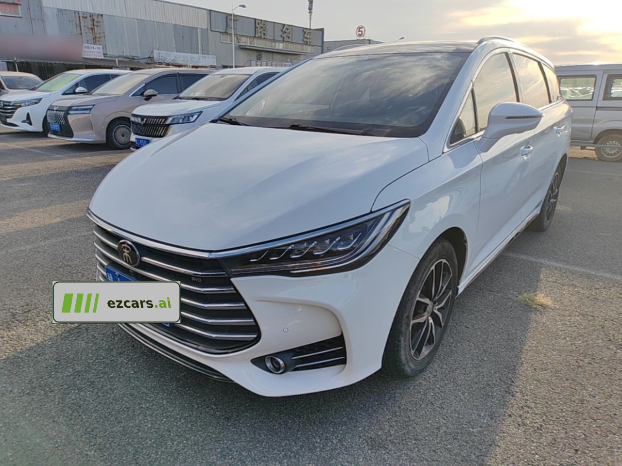 Song MAX 2017 1.5T AT Connected Premium 7-Seater