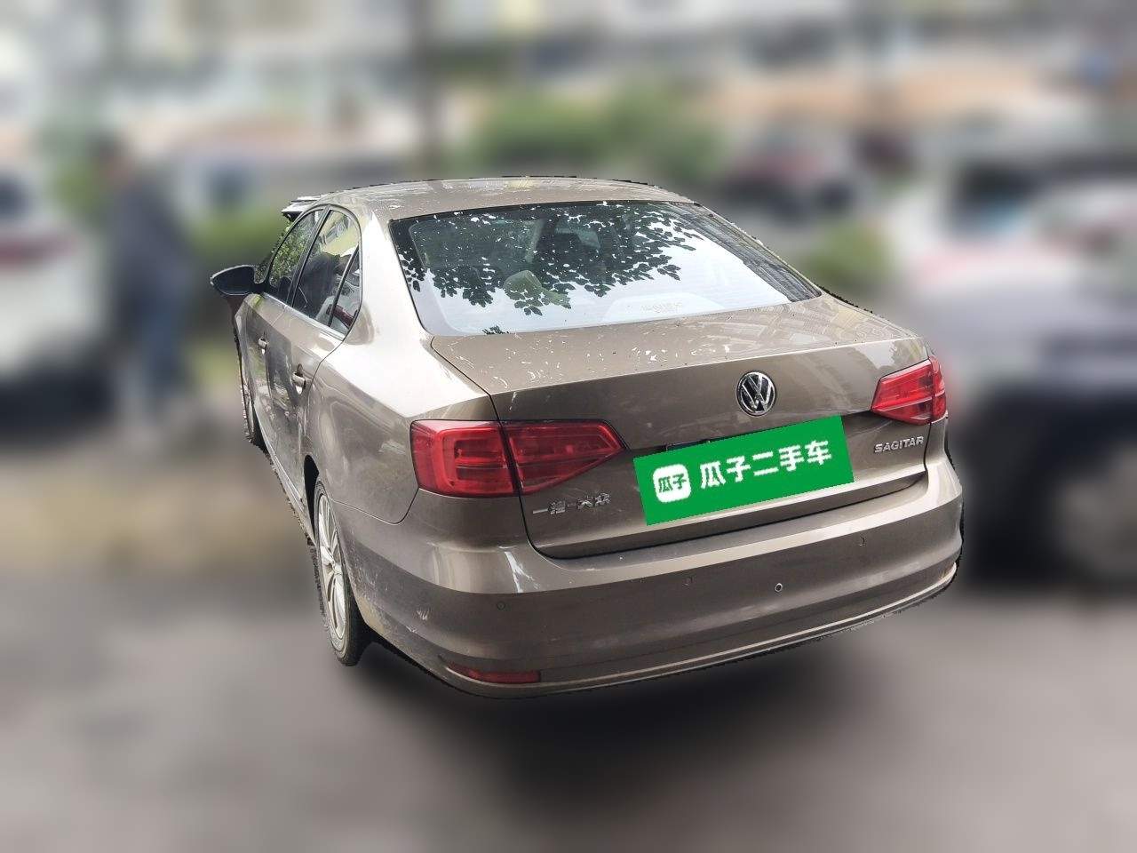 Sagitar 2015 1.6L AT Comfort photo 4
