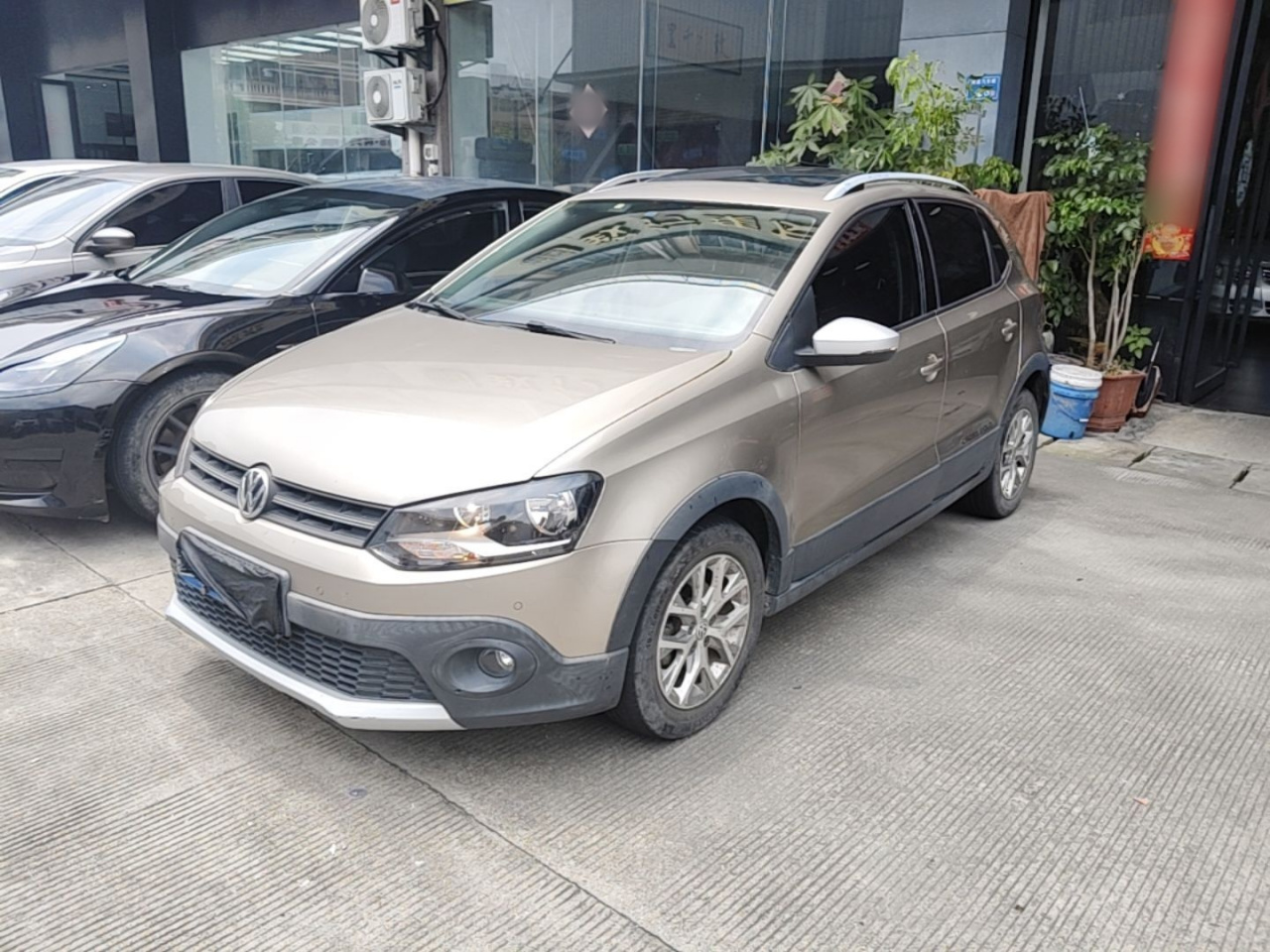2014 1.6L Cross Polo AT