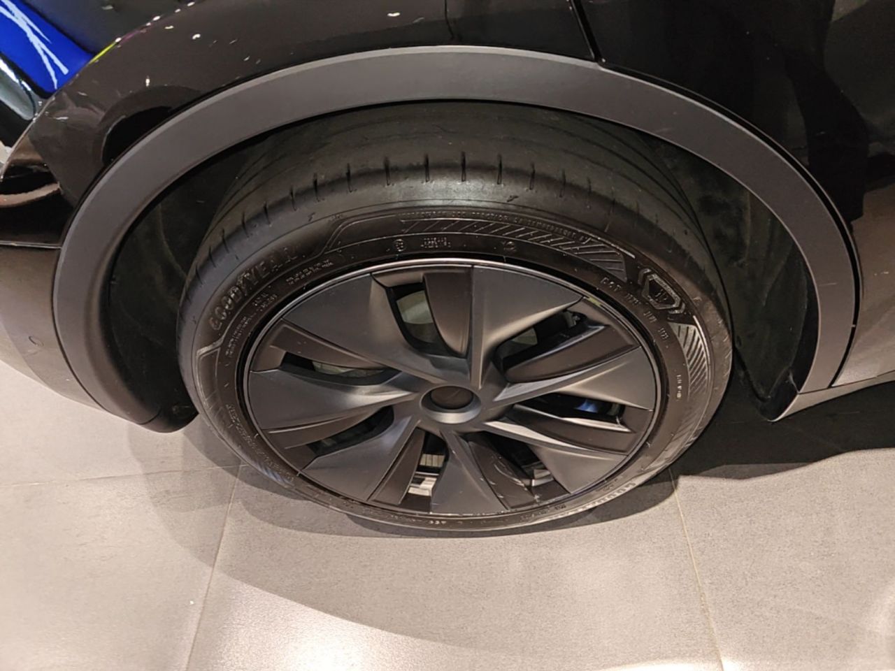 Model Y 2023 RWD photo 3