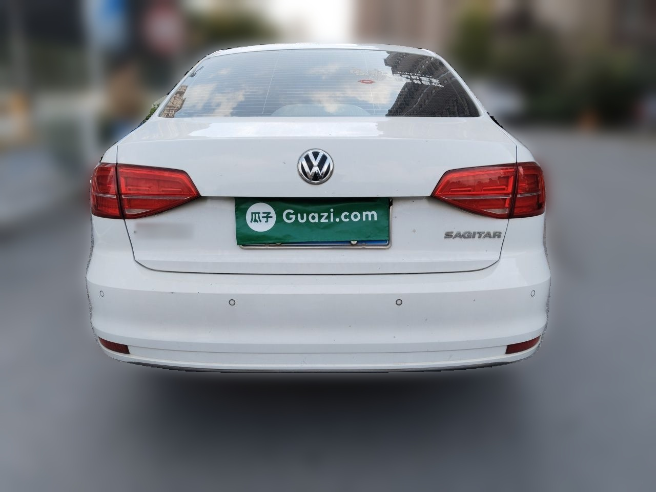 Sagitar 2015 1.6L AT Comfort photo 5