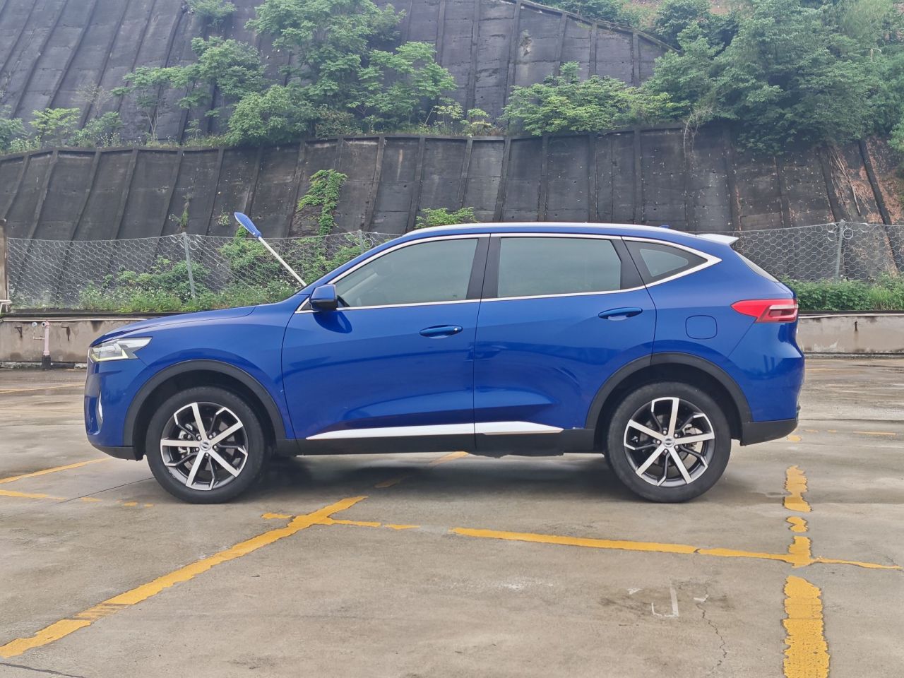 F7 2019 1.5T RWD i China V photo 4