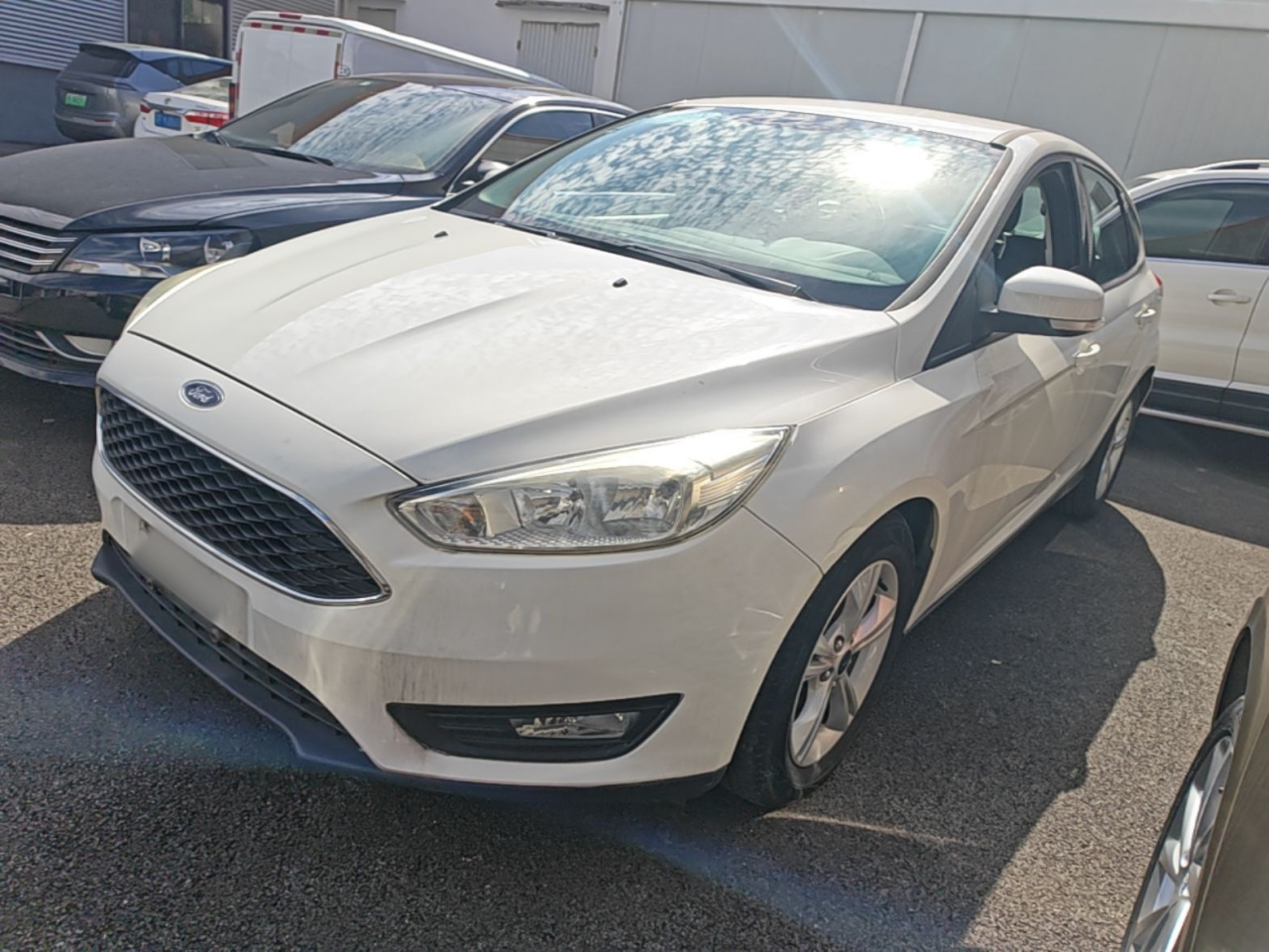 Focus 2017 Hatchback 1.6L AT Comfort
