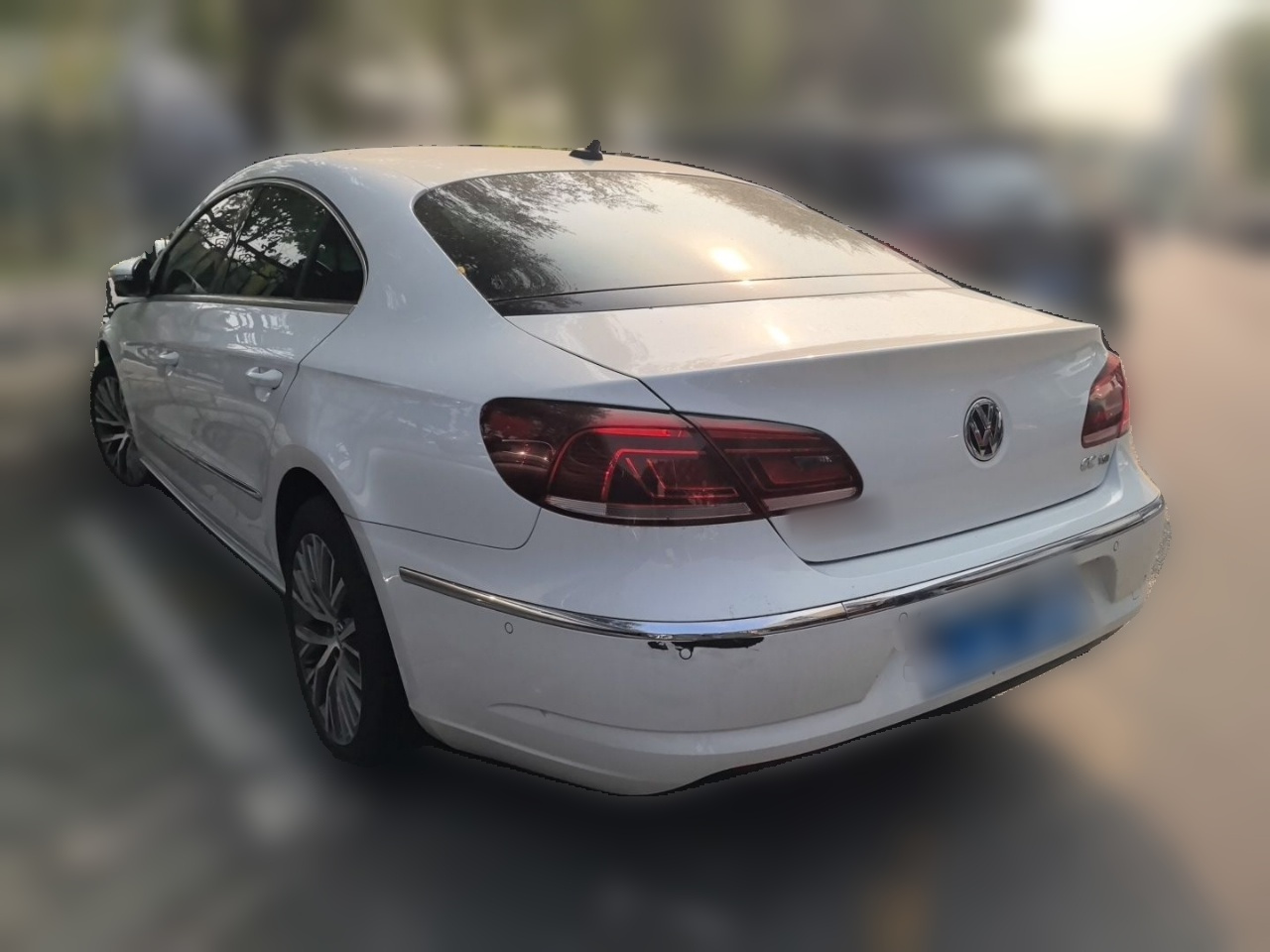 FAW-Volkswagen CC 2016 1.8TSI Luxury photo 4