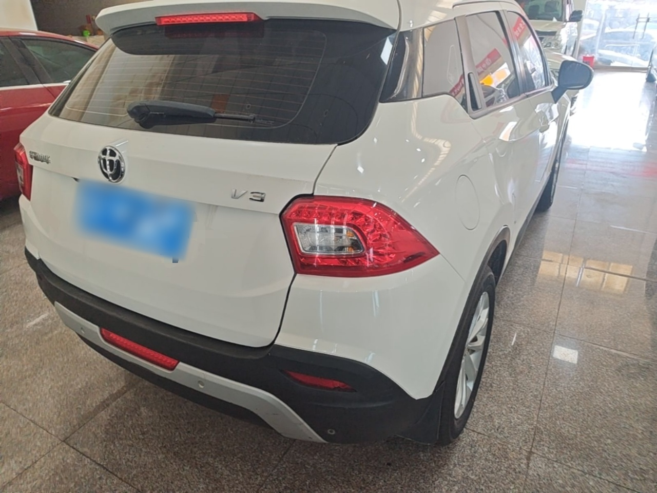Zhonghua V3 2016 1.5L MT Smart photo 3