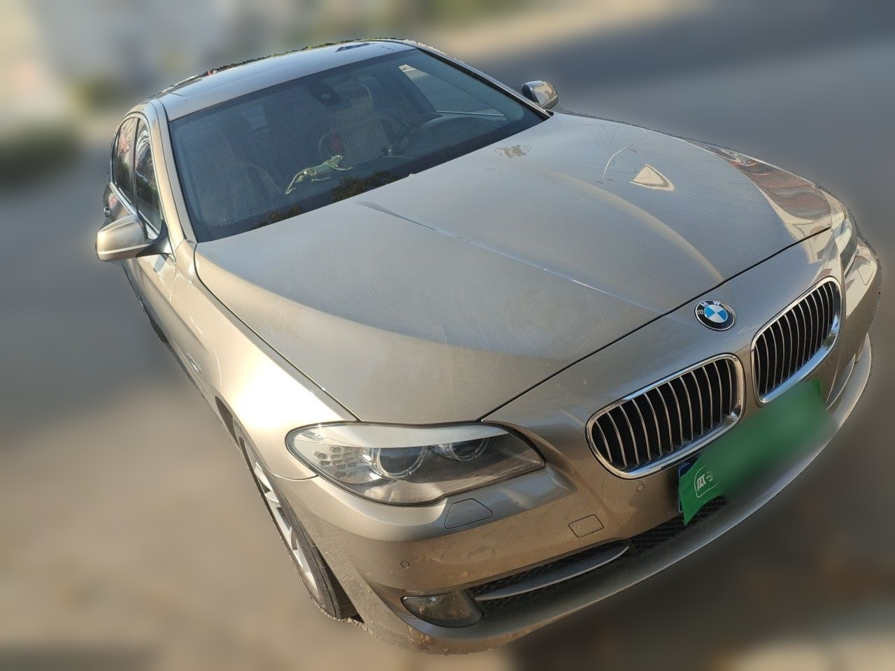 5 Series 2011 523Li Leading photo 3
