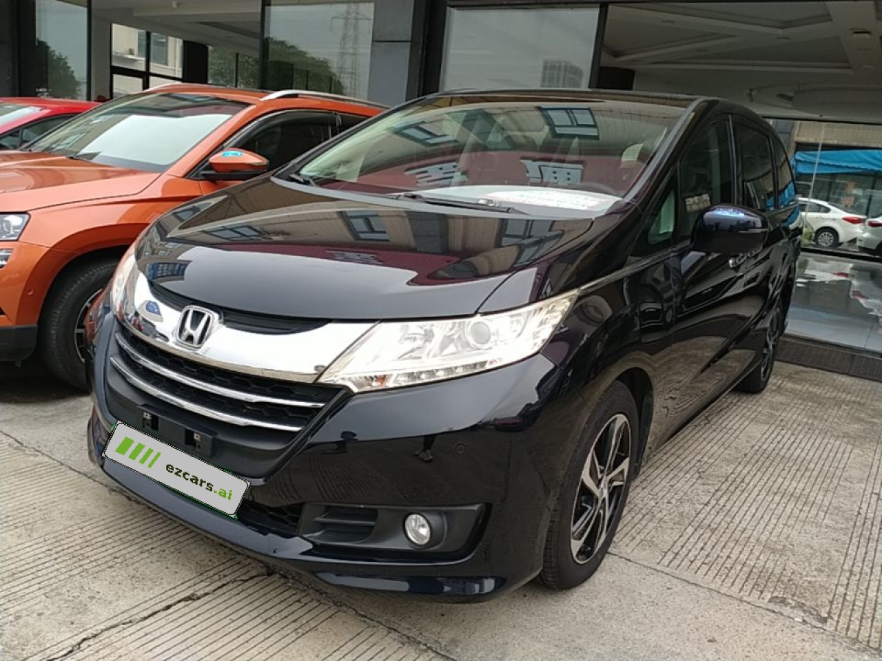 Odyssey 2015 Facelift 2.4L Luxury