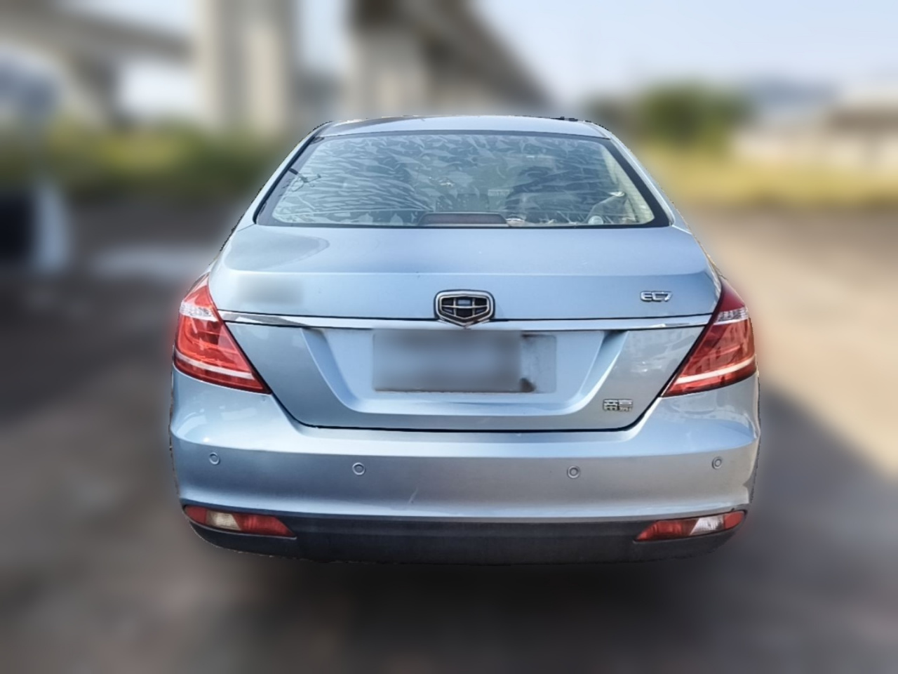 Emgrand 2015 Sedan 1.5L MT photo 5