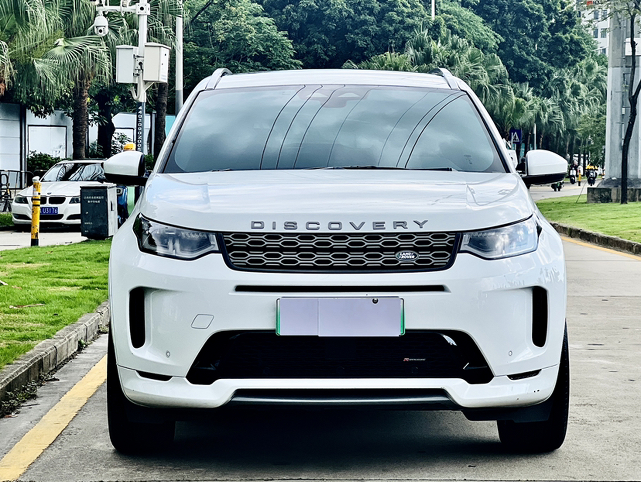 Discovery Sport EV 2022 Facelift P300e photo 4