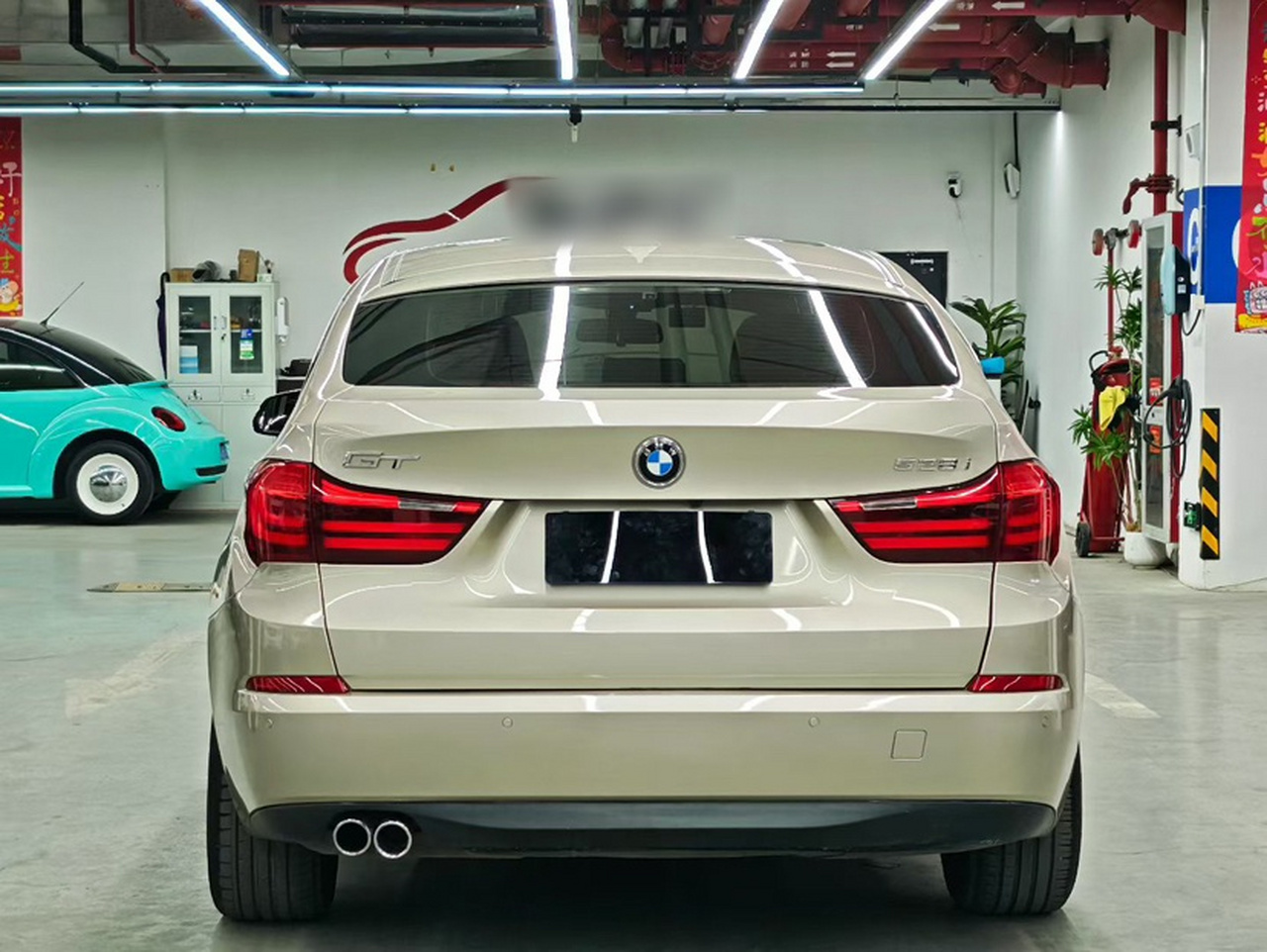 5 SeriesGT 2014 528i Leading photo 2