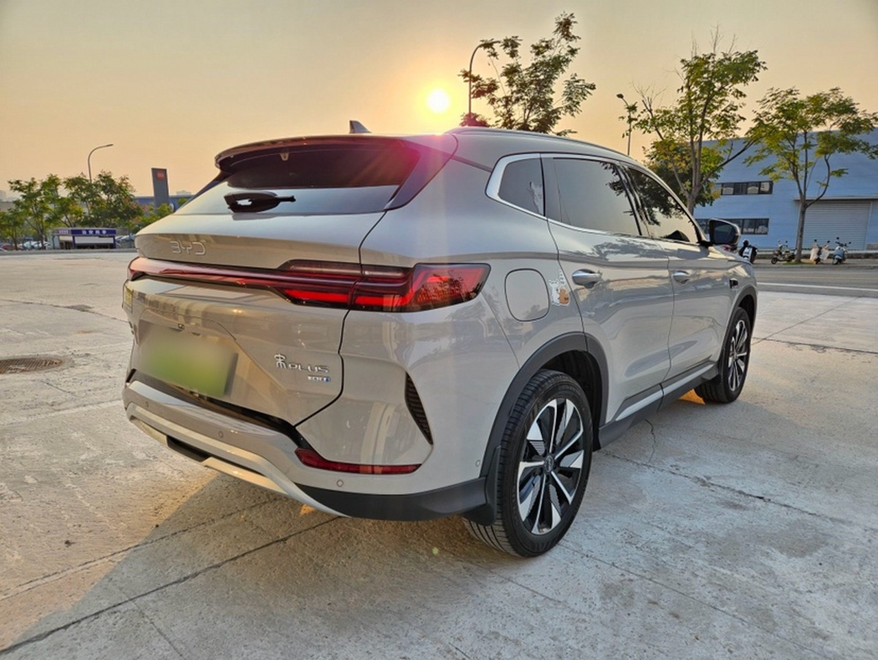 Song PLUS EV 2025 DM-i ADAS 112KM Premium photo 3