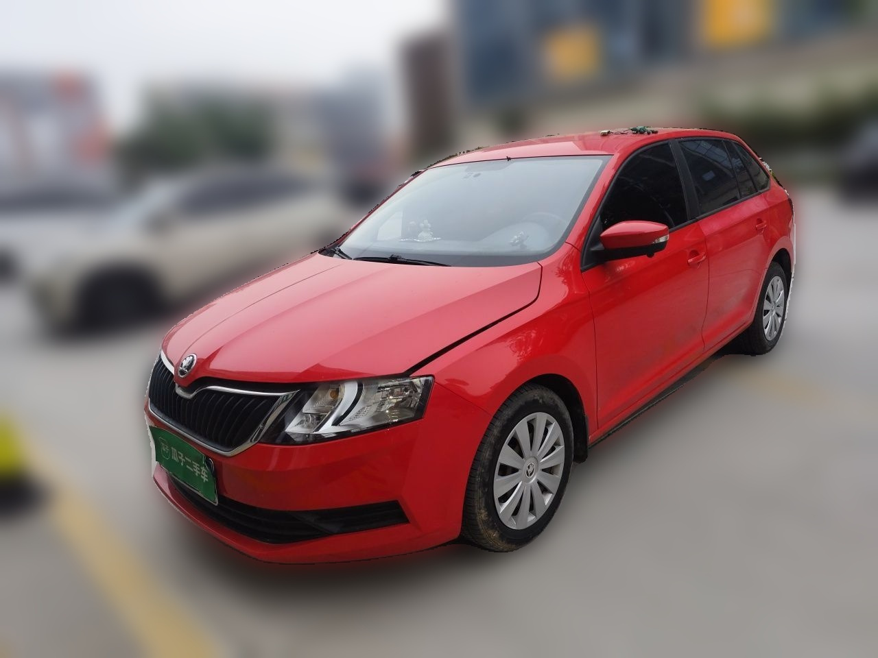 Rapid Spaceback 2019 Facelift 1.5L AT Standard China VI