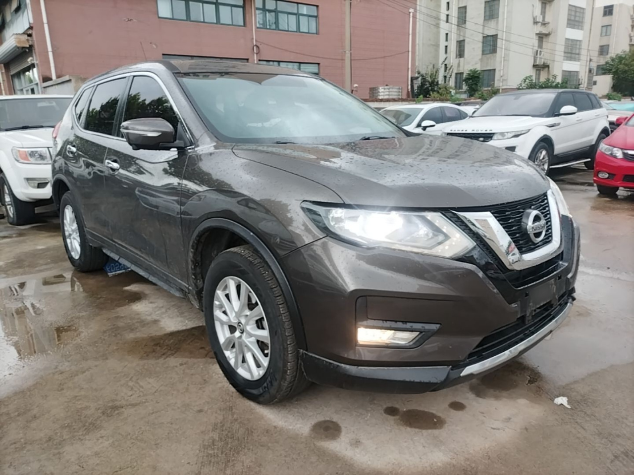 X-Trail 2017 2.0L CVT Comfort 2WD photo 5