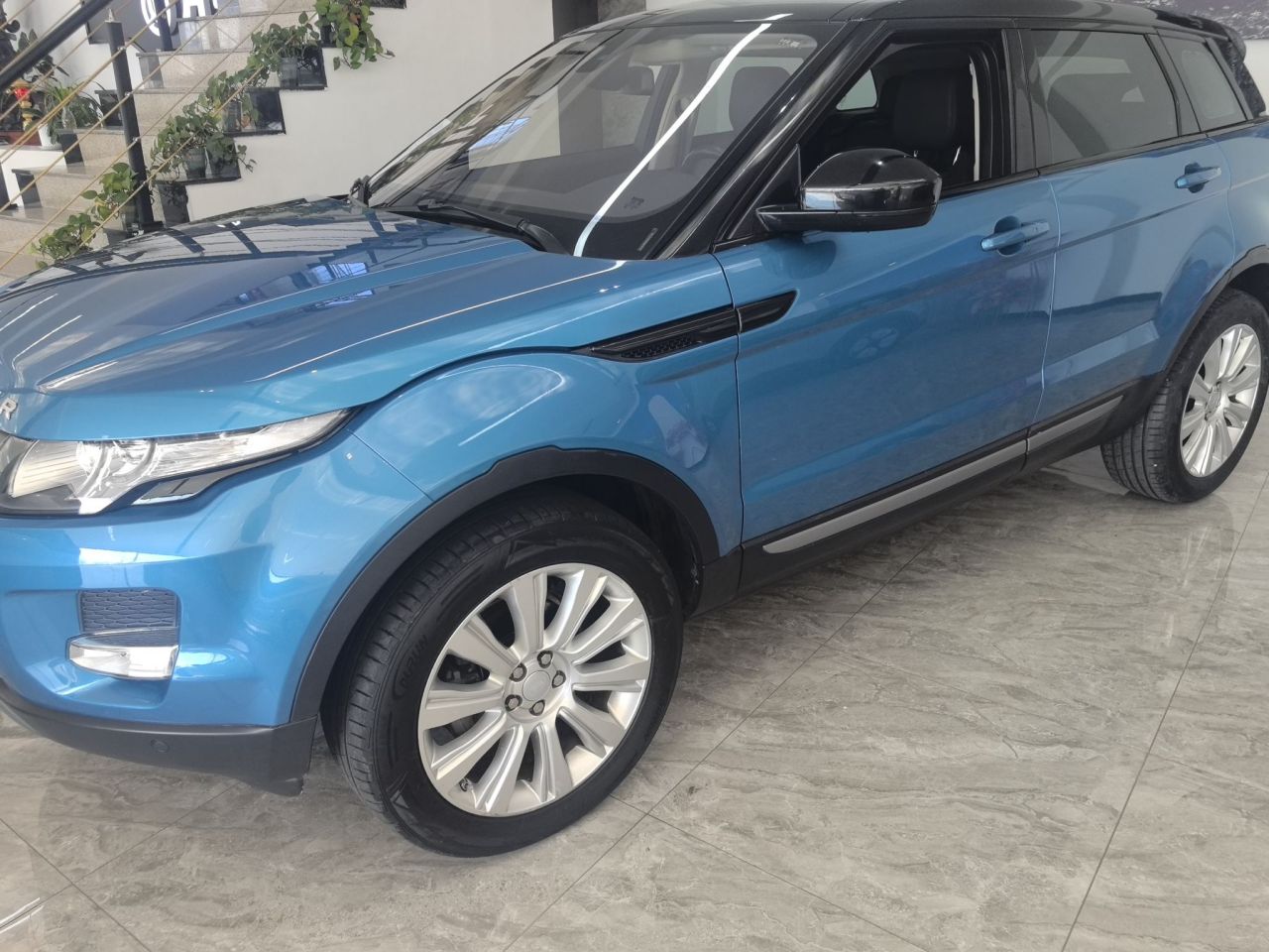 Range Rover Evoque 2015 2.0T 5-Door