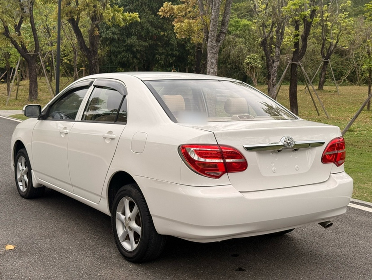 2013 1.6L MT Excellence photo 4