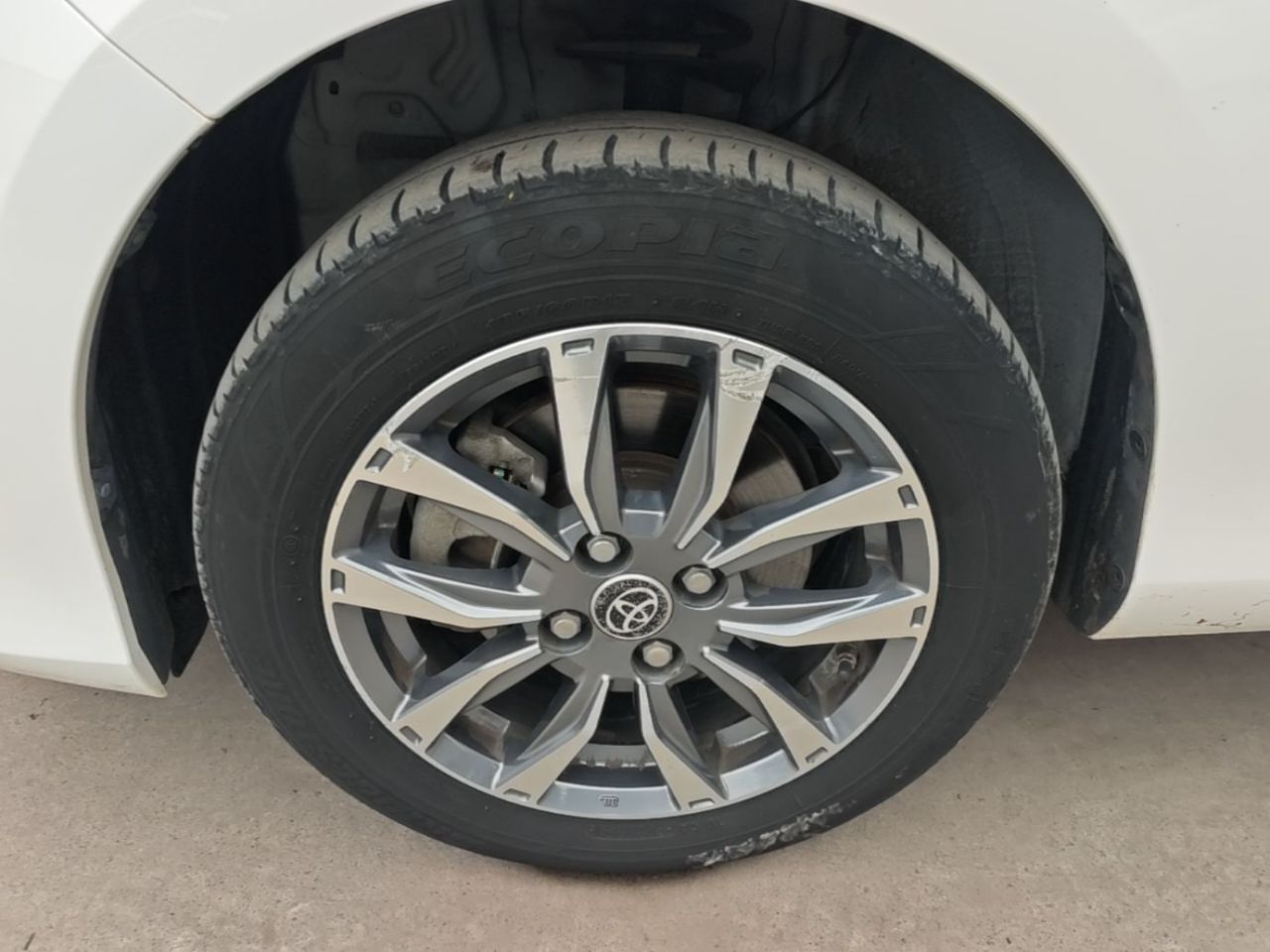 YARiS L 2021 1.5L CVT Leading photo 2