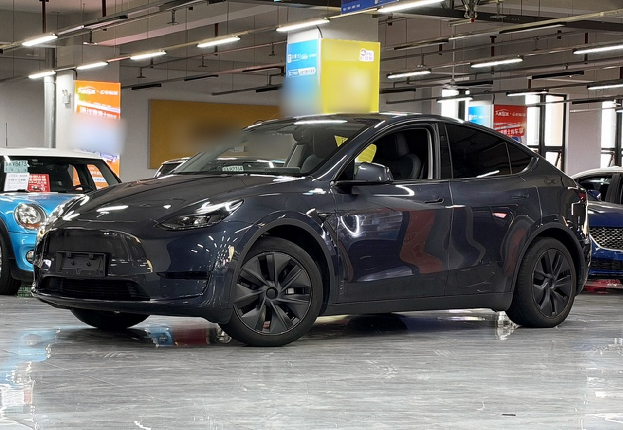 Model Y 2024 RWD