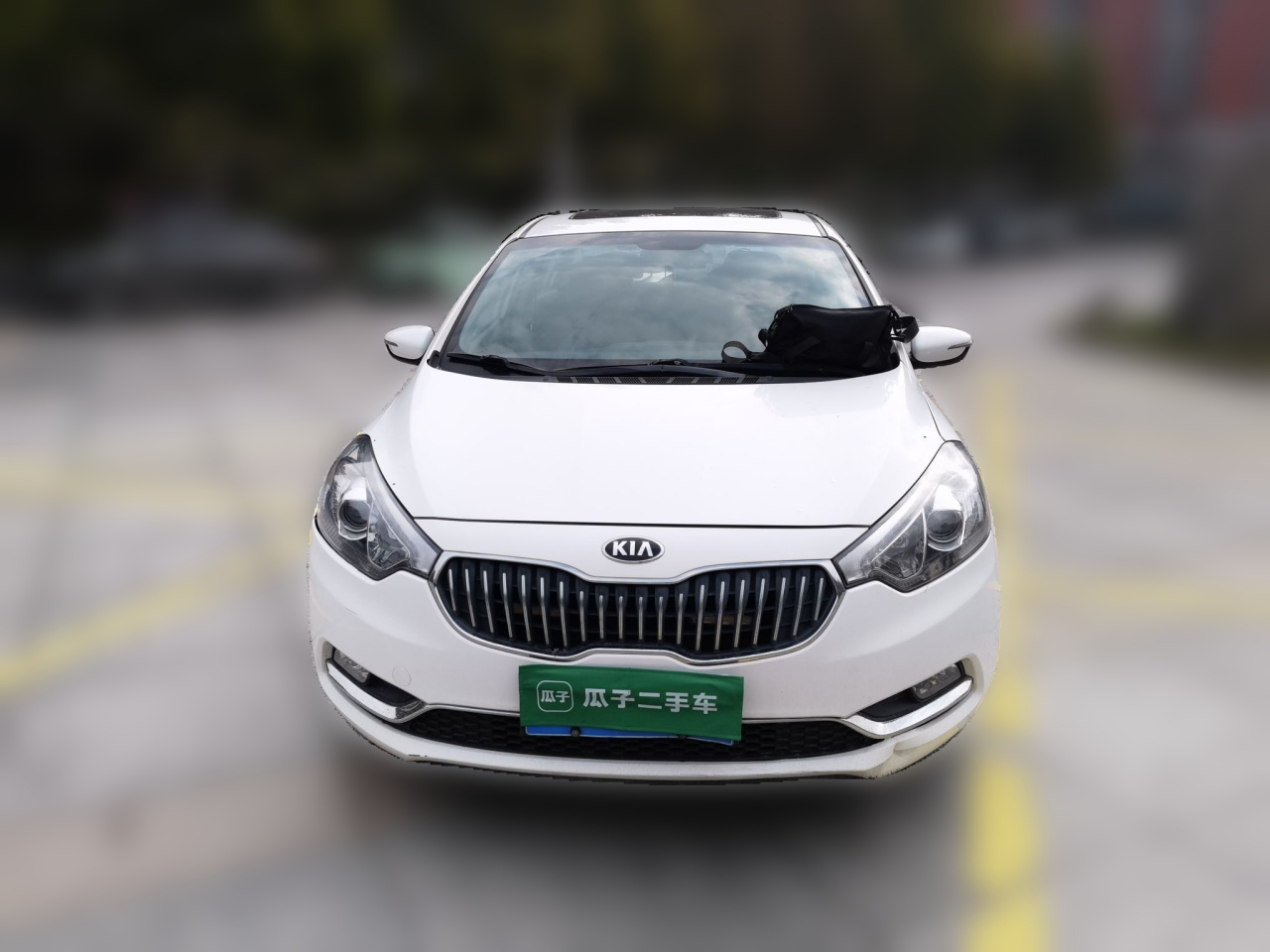 K3 2015 1.6L MT GLS photo 2