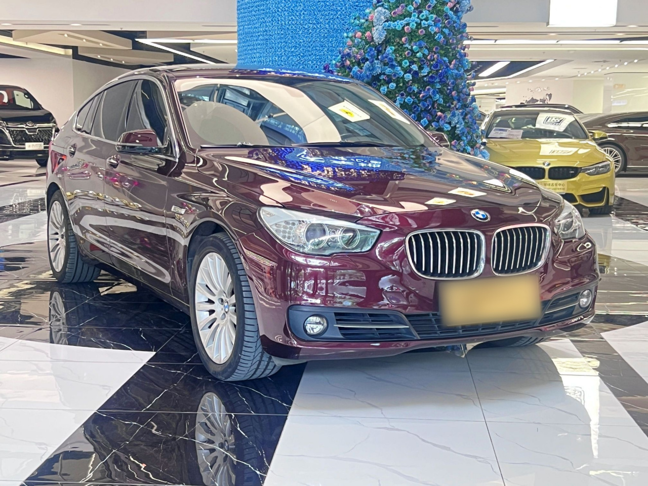 5 SeriesGT 2015 535i Leading photo 3