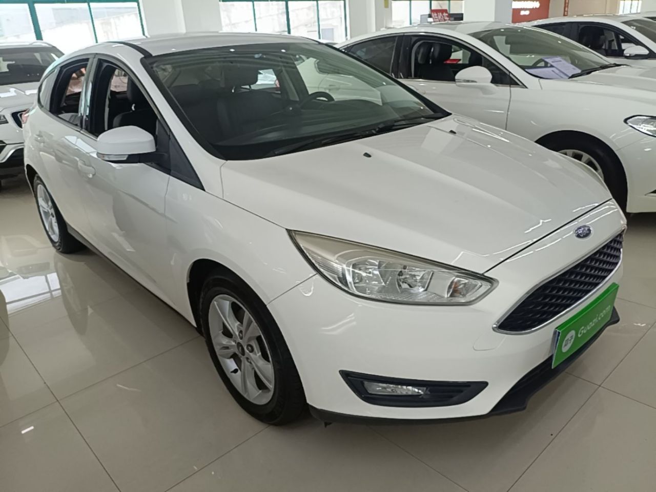 Focus 2017 Hatchback 1.6L AT Comfort photo 3