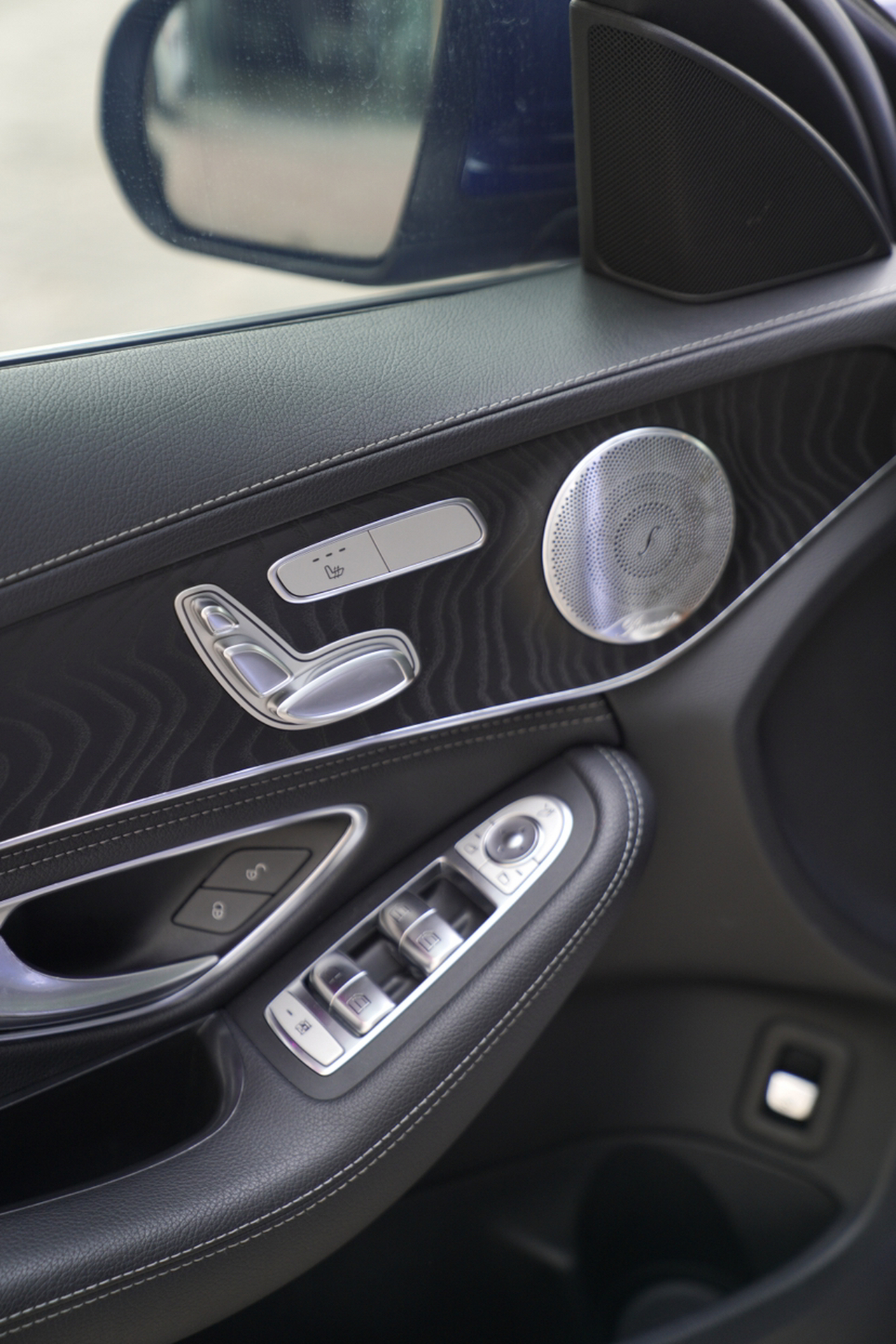 C-Class 2019 Facelift C 260 L Sport photo 2