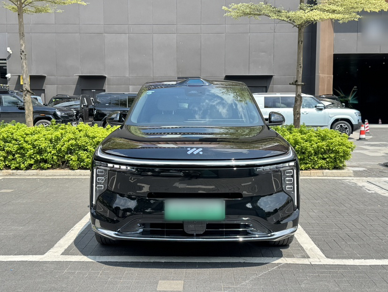 IM Motors LS8 2026 66 Ultra Tech Flagship 5-Seater photo 4