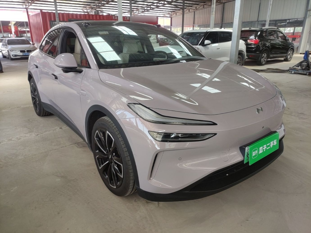 L60 2025 60kWh RWD photo 2