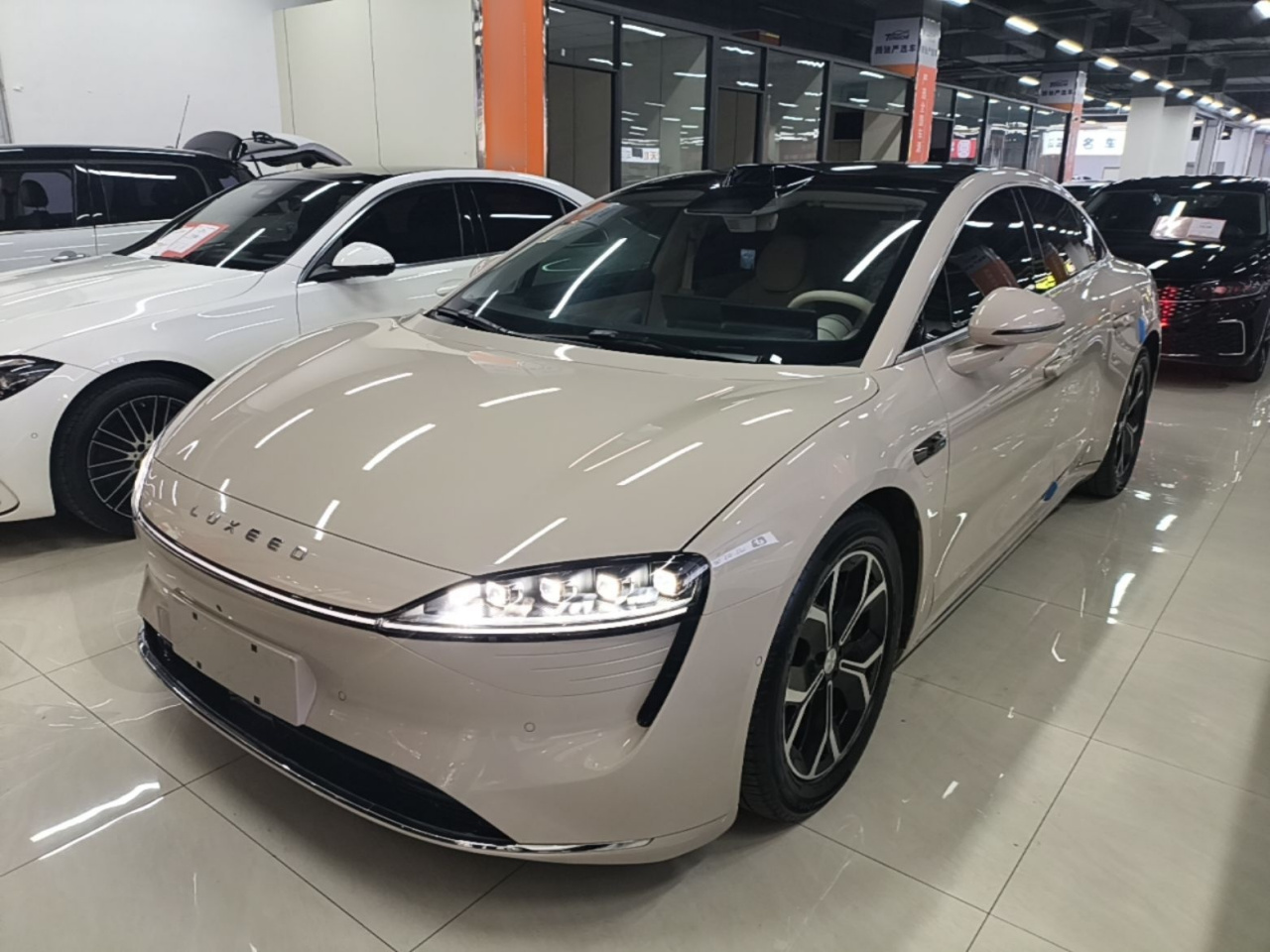 HIMA Luxeed S7 2025 855km Max