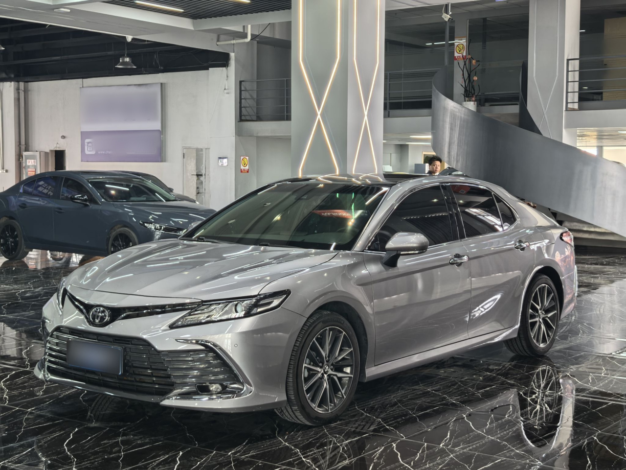 Camry 2021 2.5G Luxury photo 2
