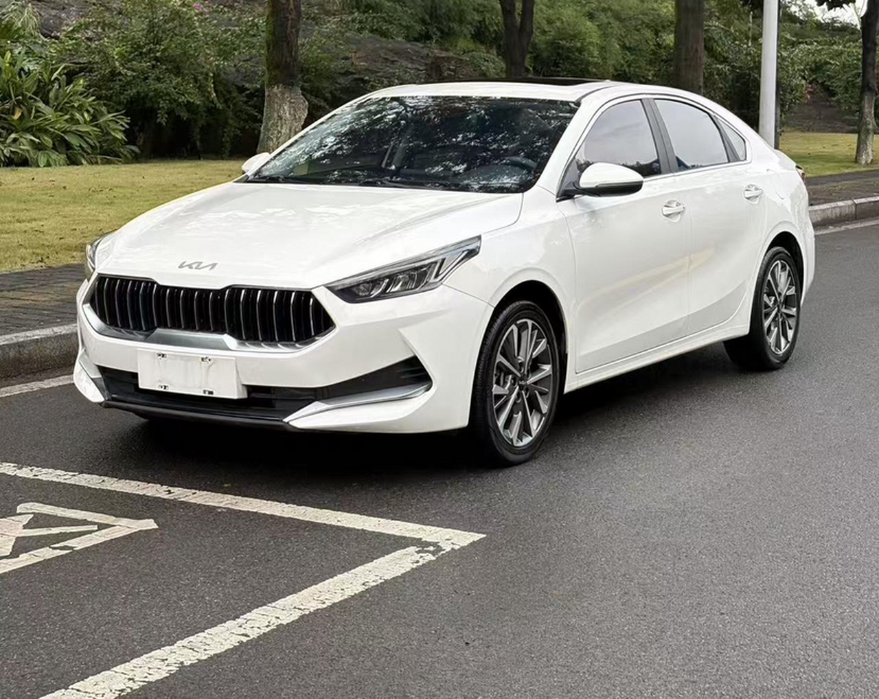 K3 2021 Facelift 1.5L CVT Fashion