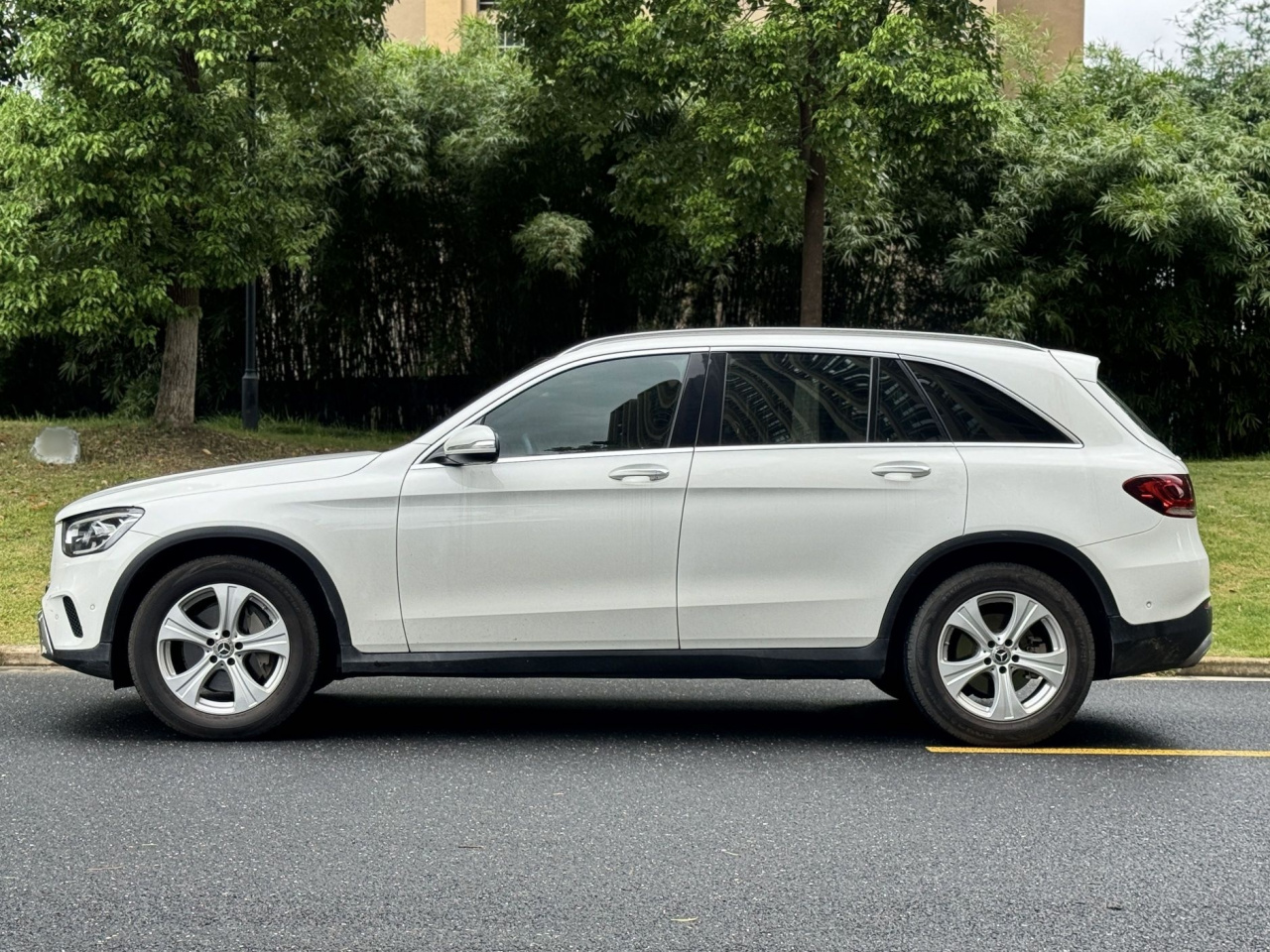 GLC 2020 GLC 260 L 4MATIC Dynamic photo 4