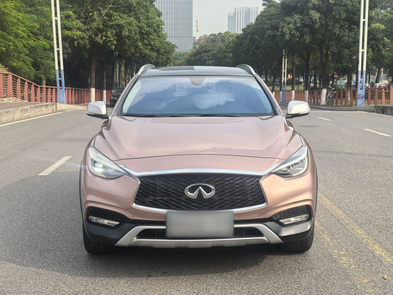 QX30 2017 2.0T AWD Sport photo 4