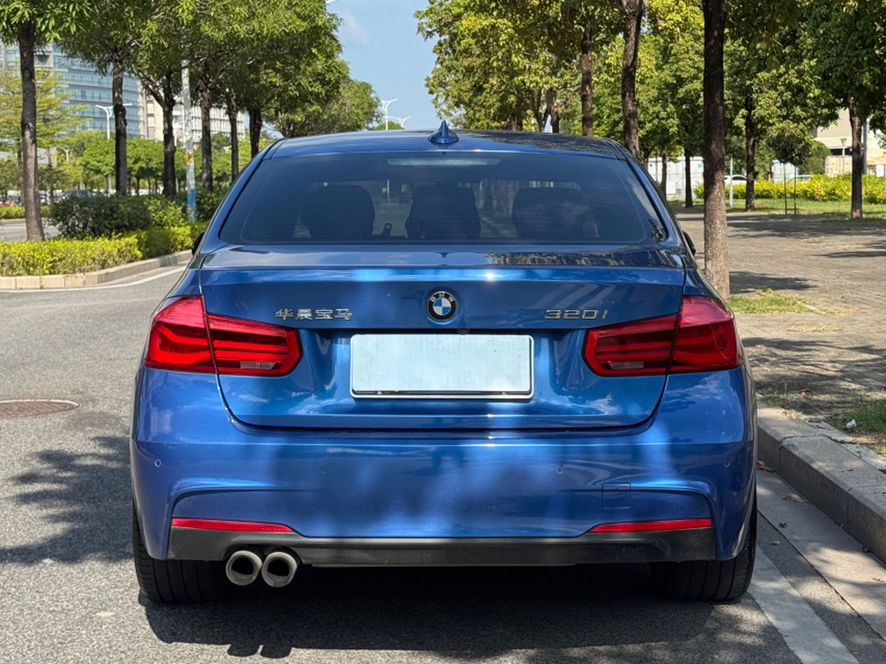 3 Series 2018 320i M Sport Package photo 4