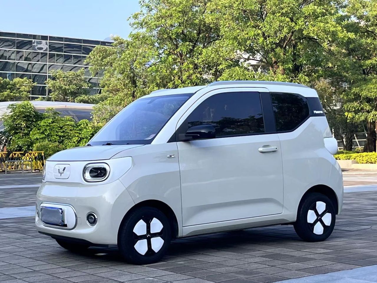 Hongguang MINIEV 2024 3rd Gen 215km Advanced