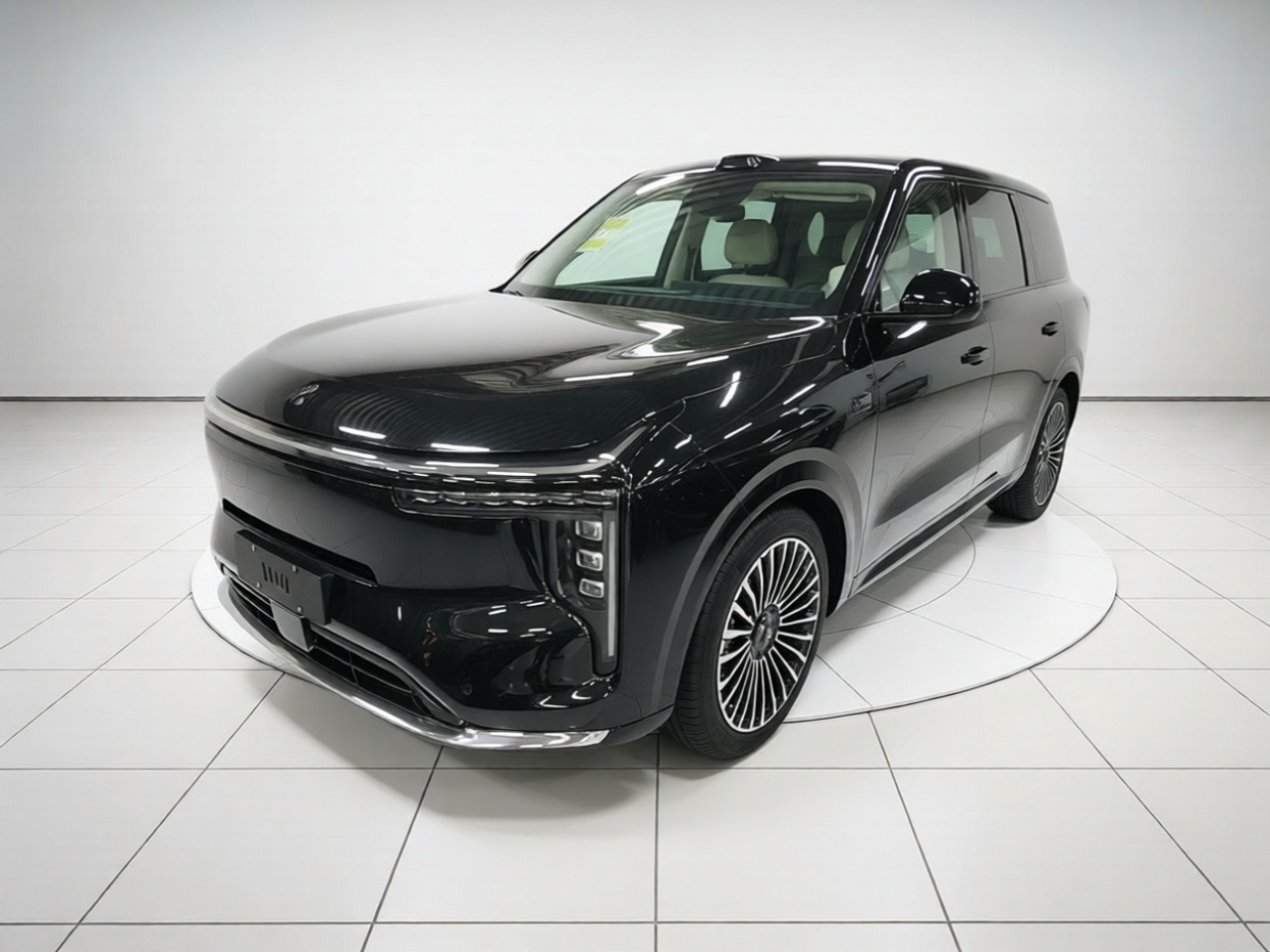 IM Motors LS8 2026 52 Max+ Tech Flagship 5-Seater