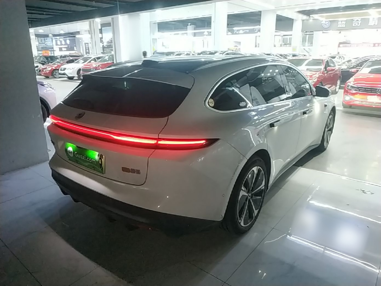 ET5T 2024 75kWh Touring photo 4