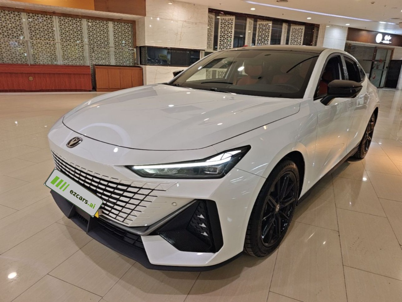UNI-V 2022 1.5T Premium