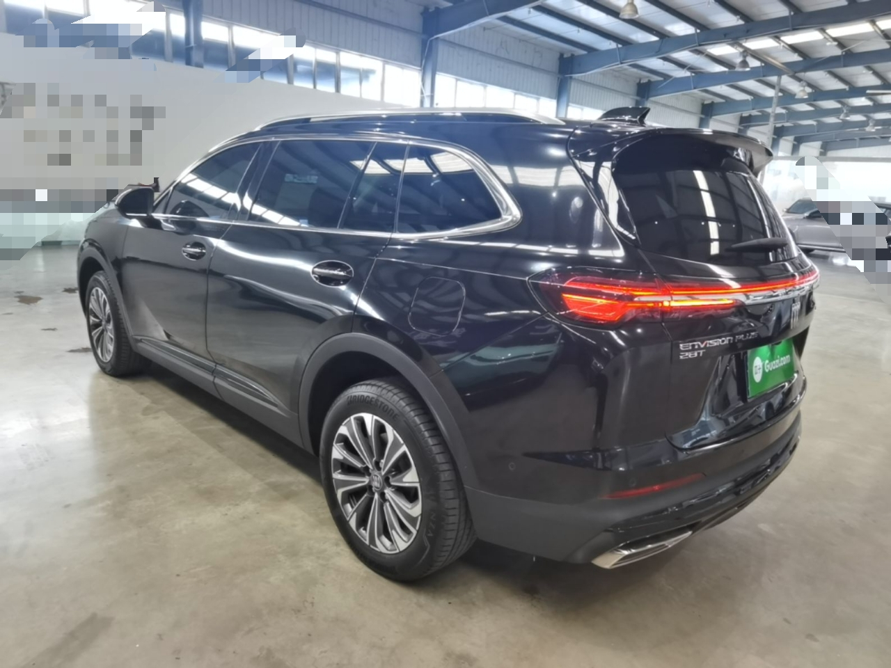 2025 Envision Plus 28T RWD photo 4