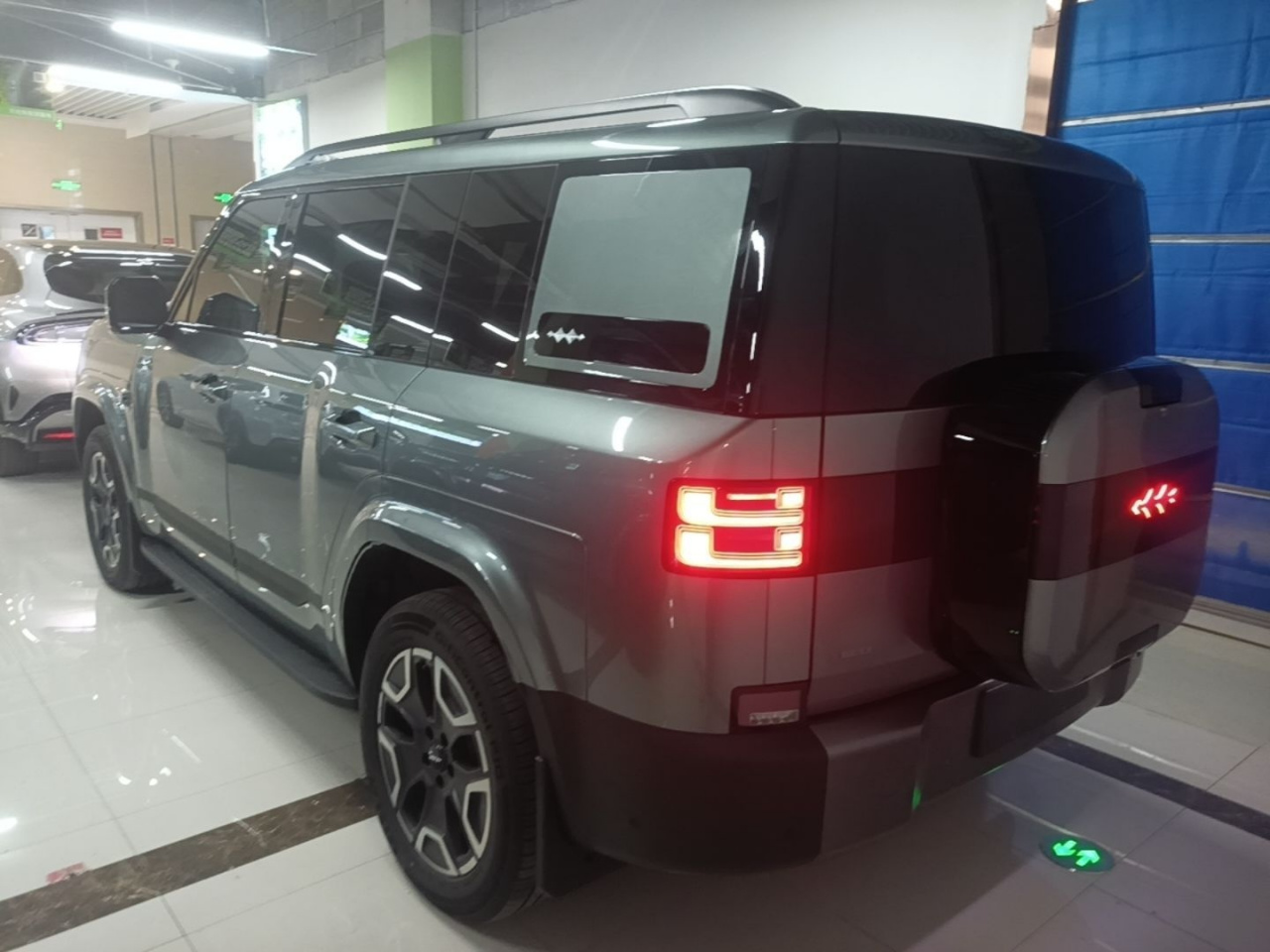 Fang Cheng Bao 7 2026 EV 675KM RWD photo 4
