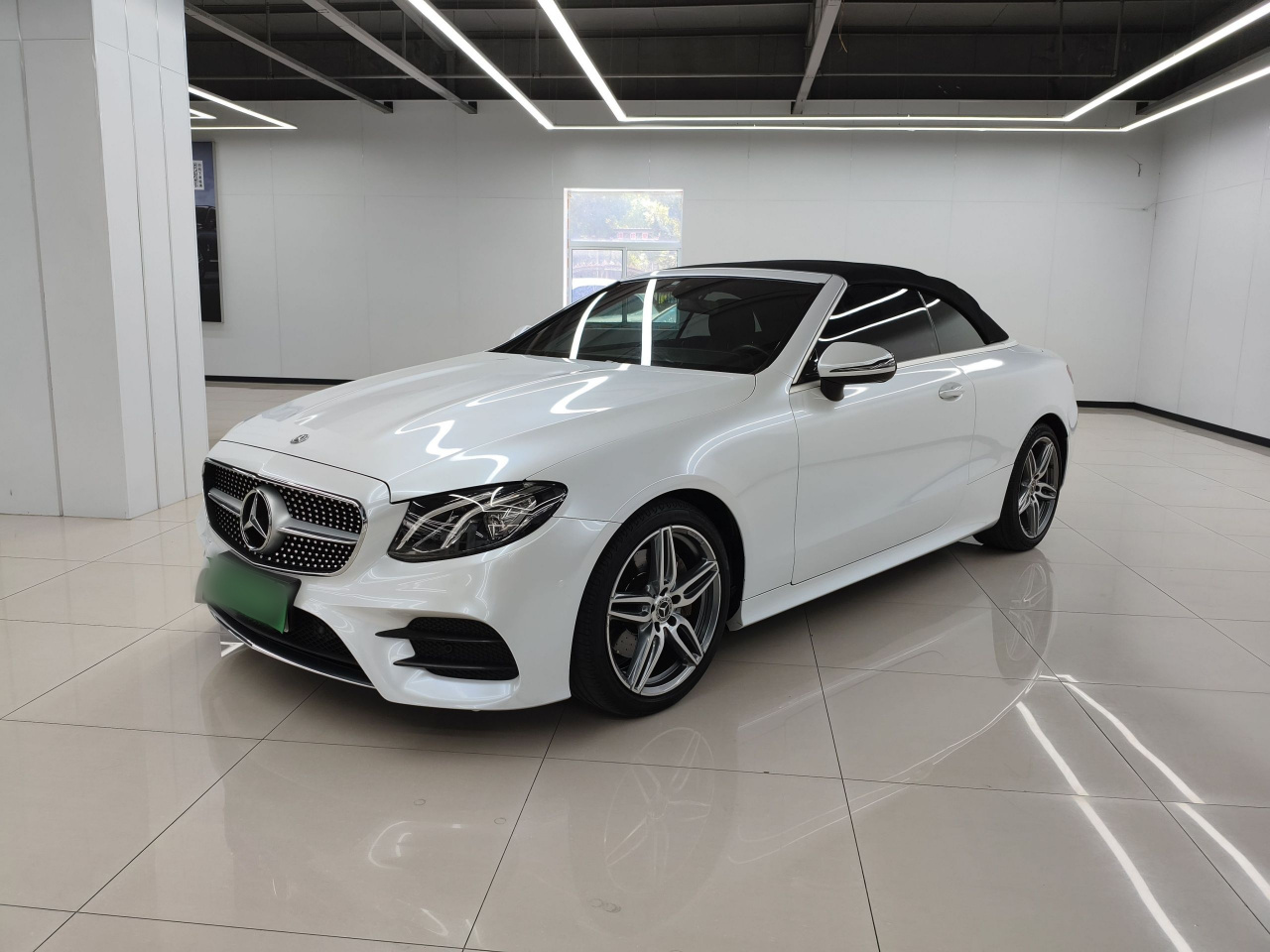 E-Class Imported 2018 E 200 Convertible Coupe