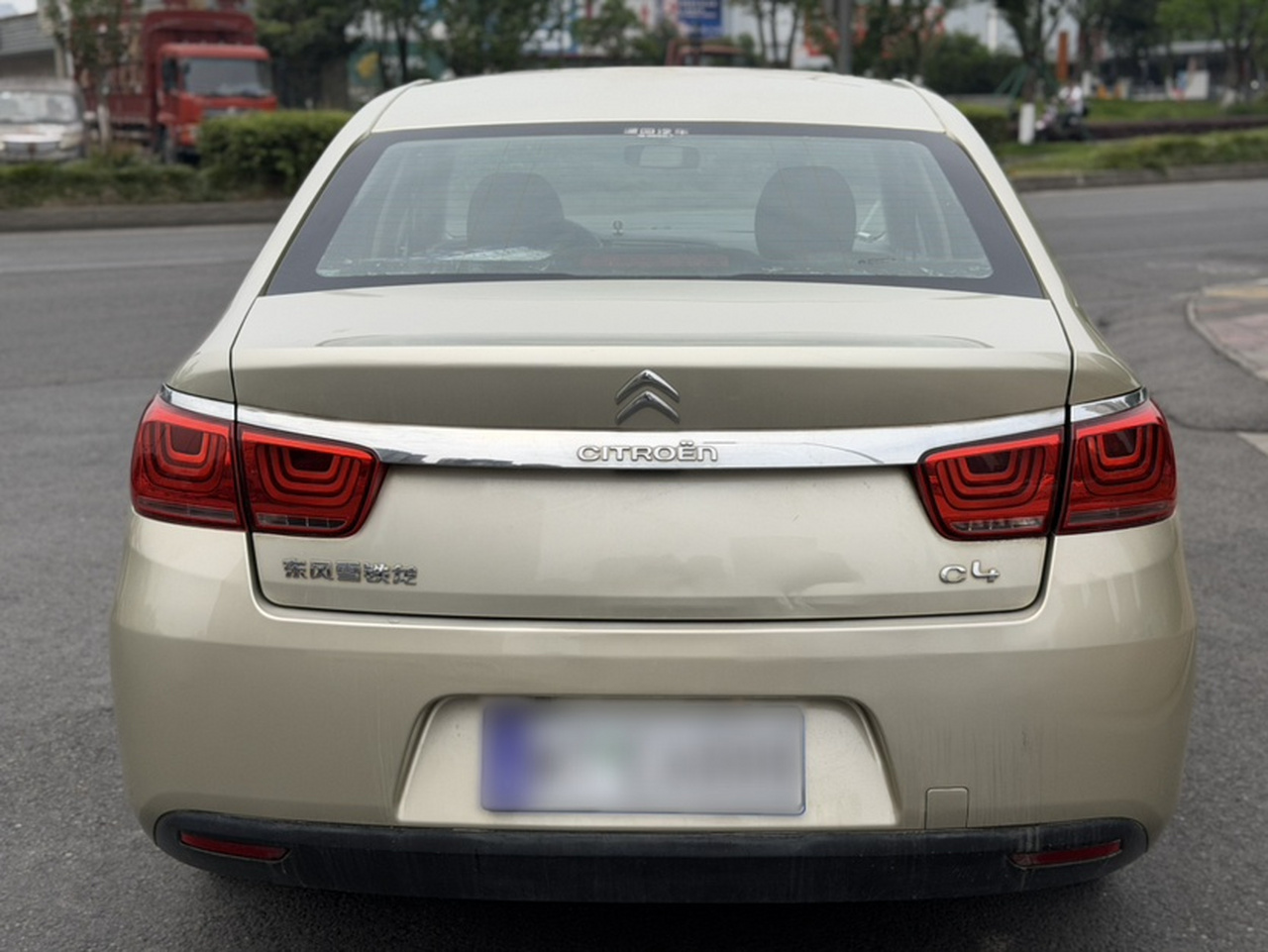 C4 2016 1.6L MT Comfort photo 3