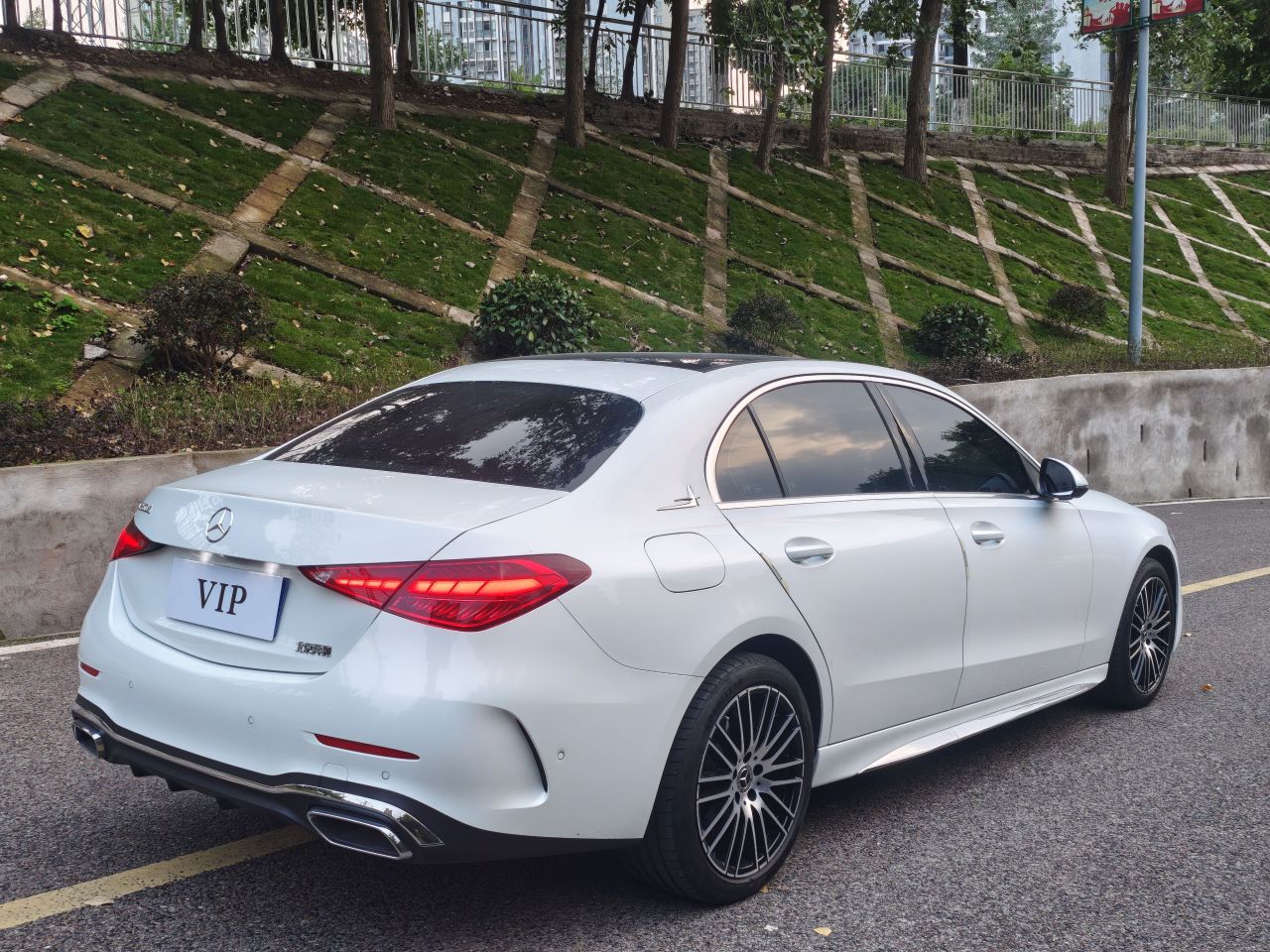 C-Class 2023 C 260 L Sport photo 4