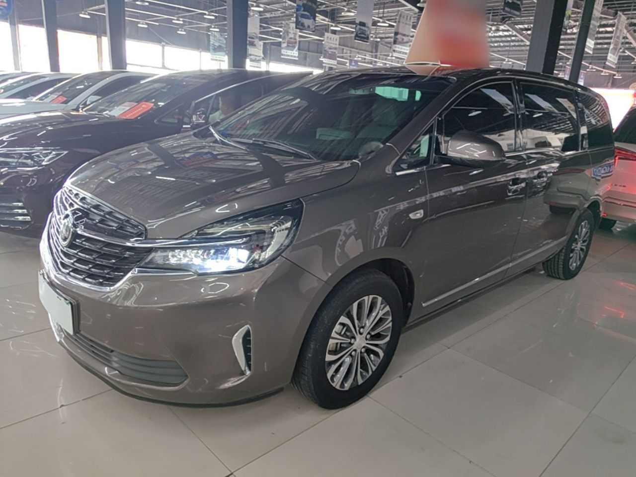 GL8 2022 652T Luxury