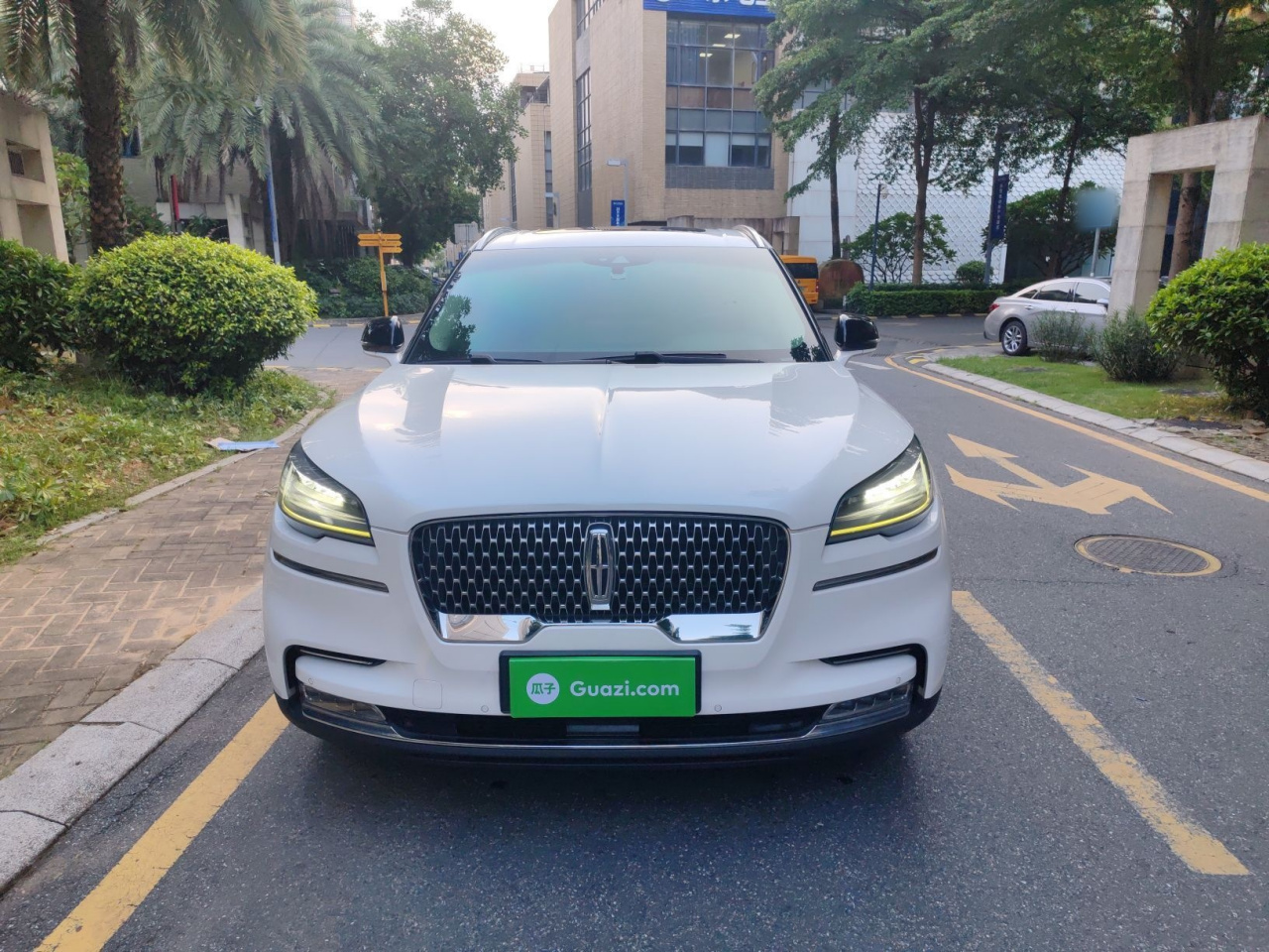 Aviator 2020 3.0T V6 AWD Exclusive photo 2