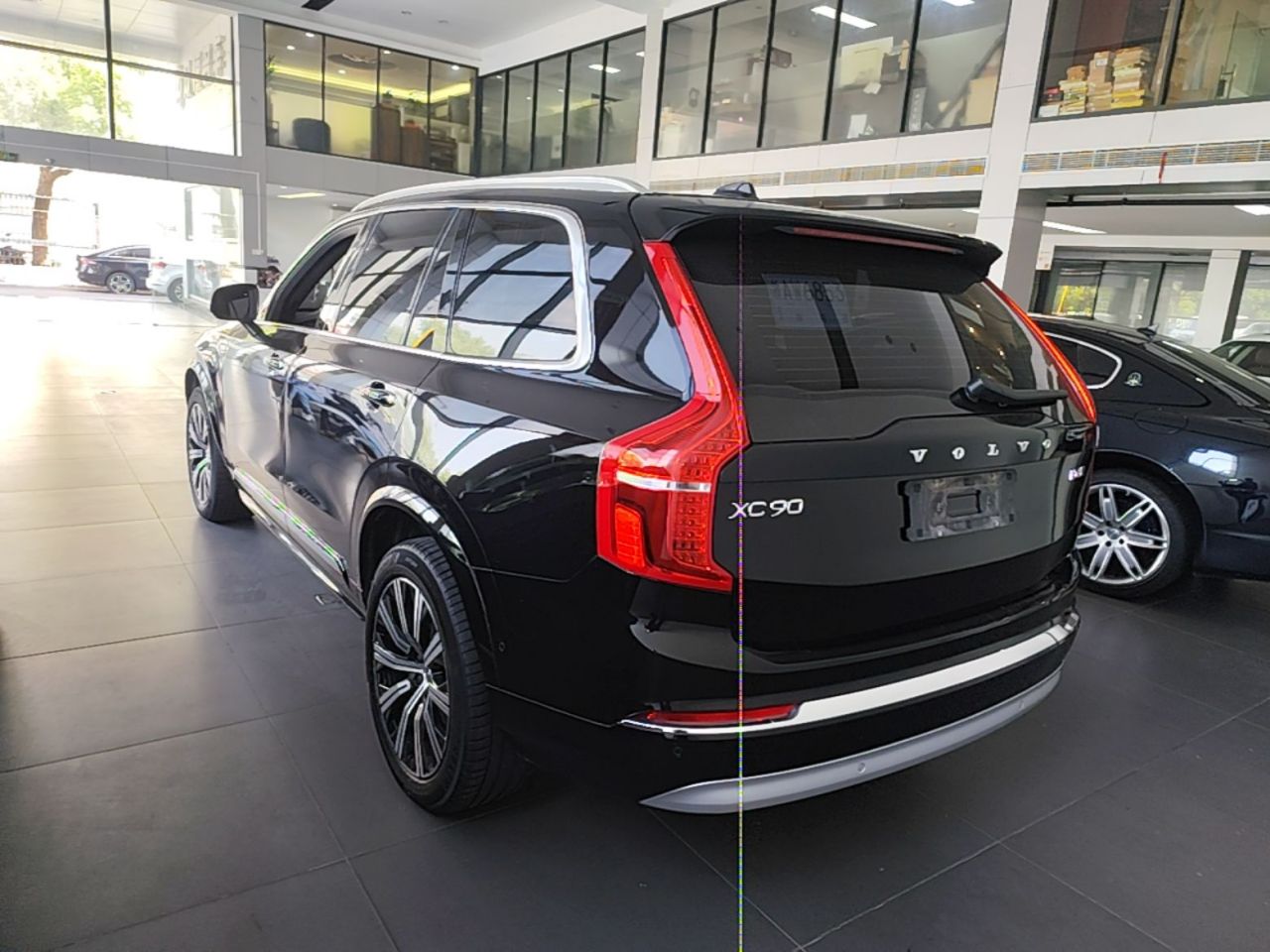 XC90 2022 B6 Luxury 7-Seater photo 4