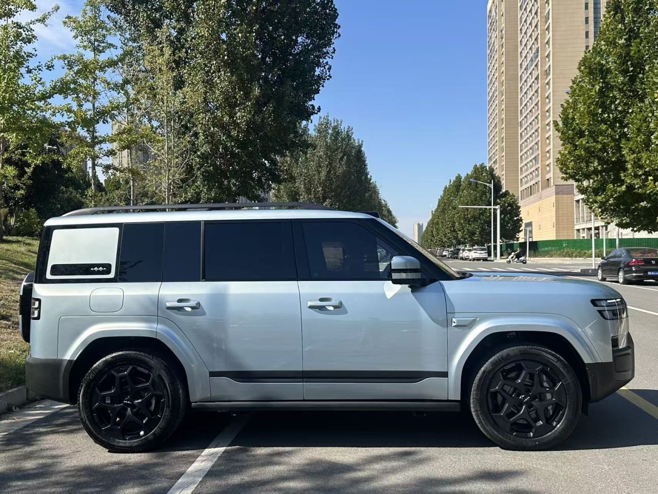 Fang Cheng Bao 7 2025 190KM AWD Ultra photo 5