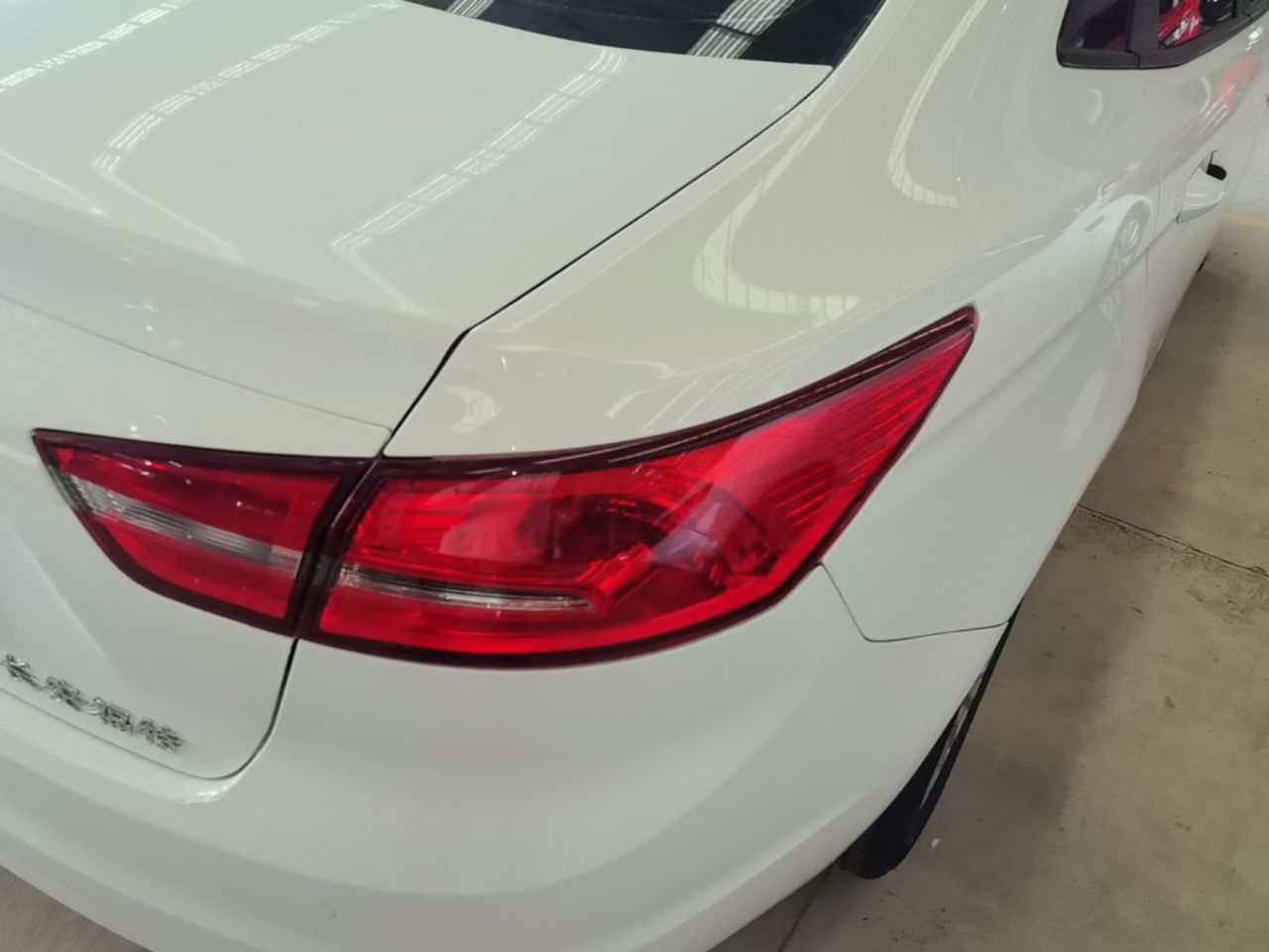 Escort 2017 Facelift 1.5L AT Comfort photo 2
